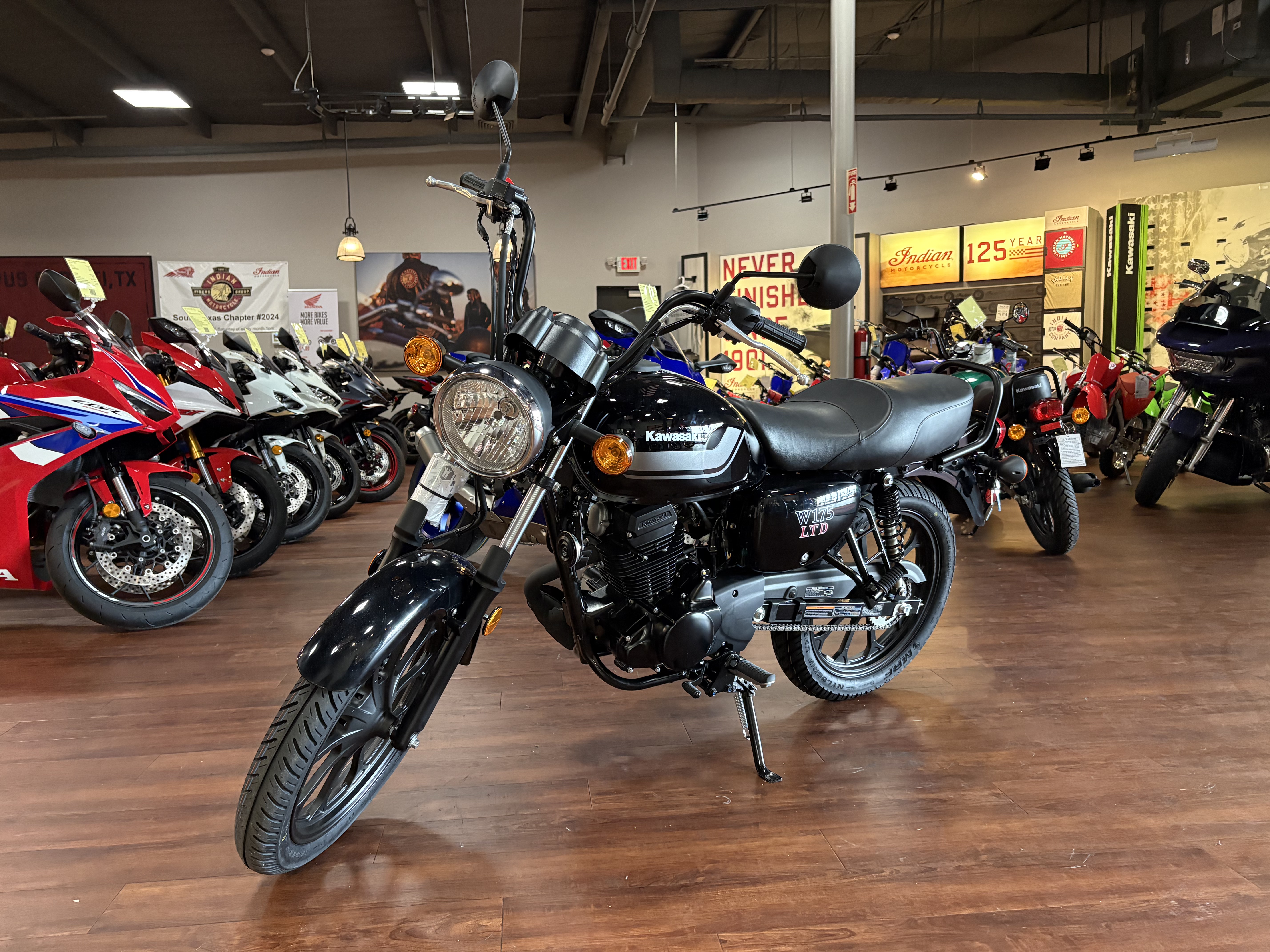 2026 KAWASAKI W175 LTD ABS CRUISER