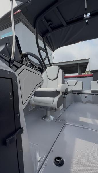 2026 Yamaha Boats 252XE BOAT