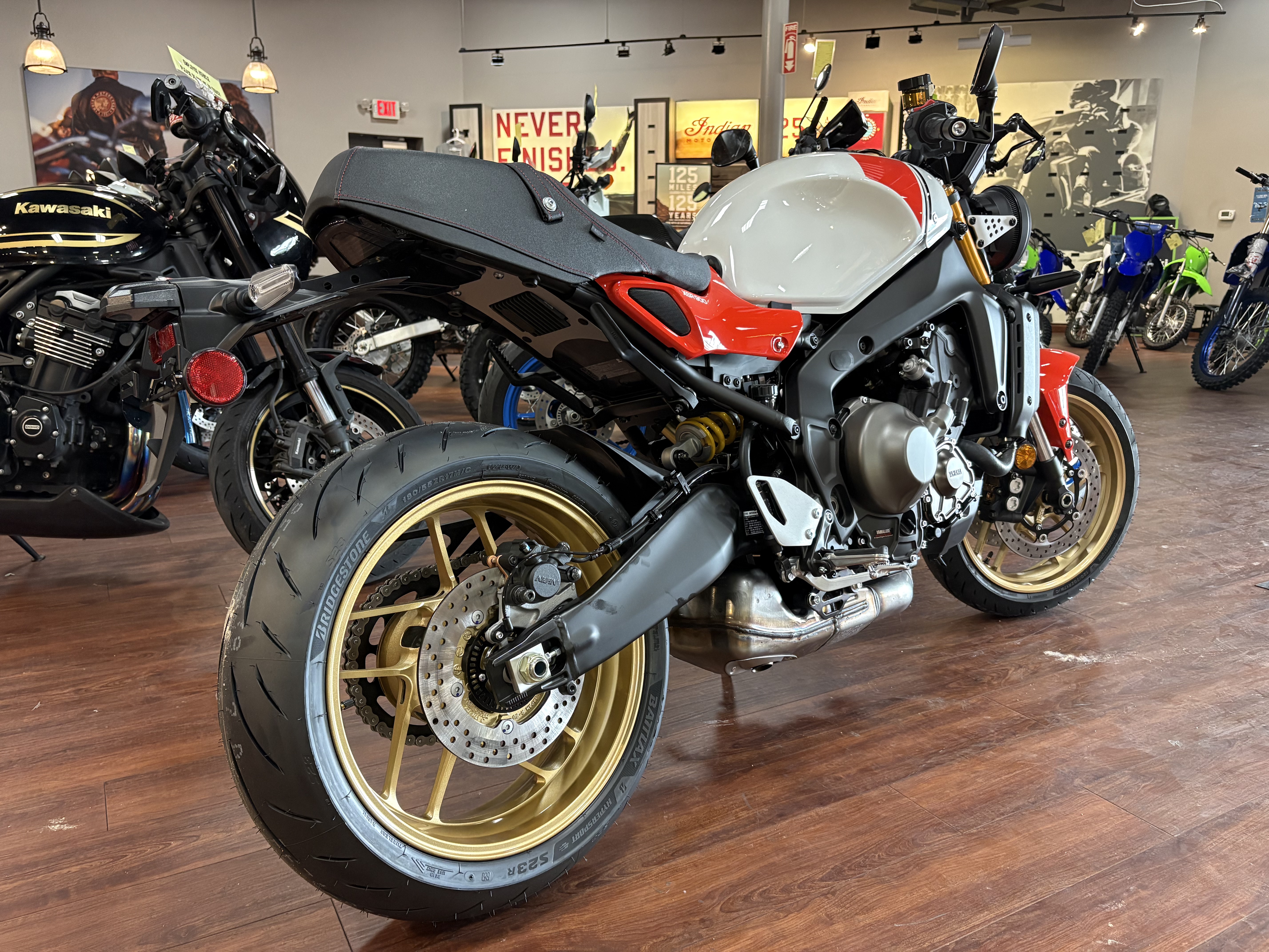 2026 Yamaha XSR900 SPORT BIKE