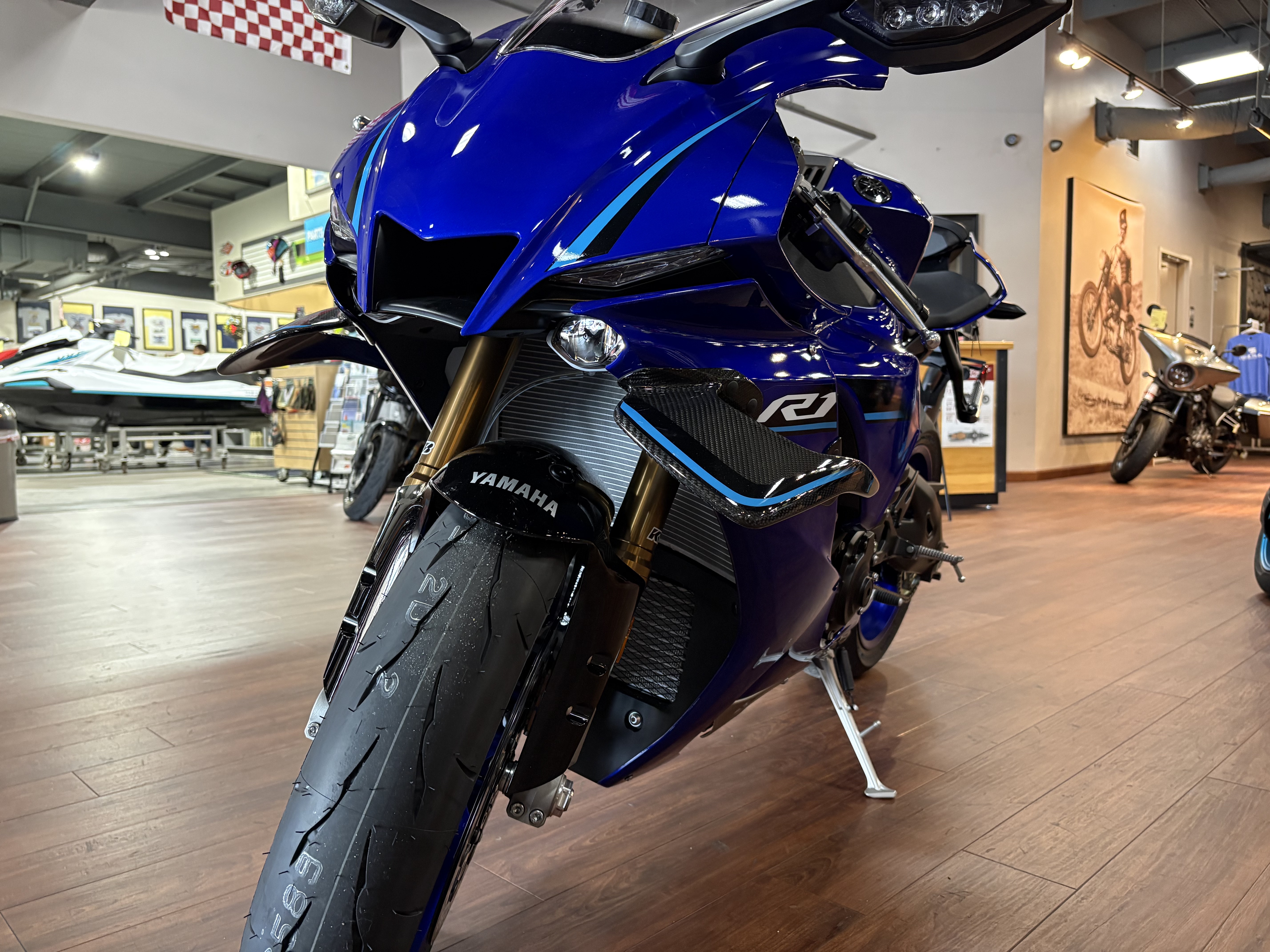 2026 Yamaha YZF-R1 SPORT BIKE