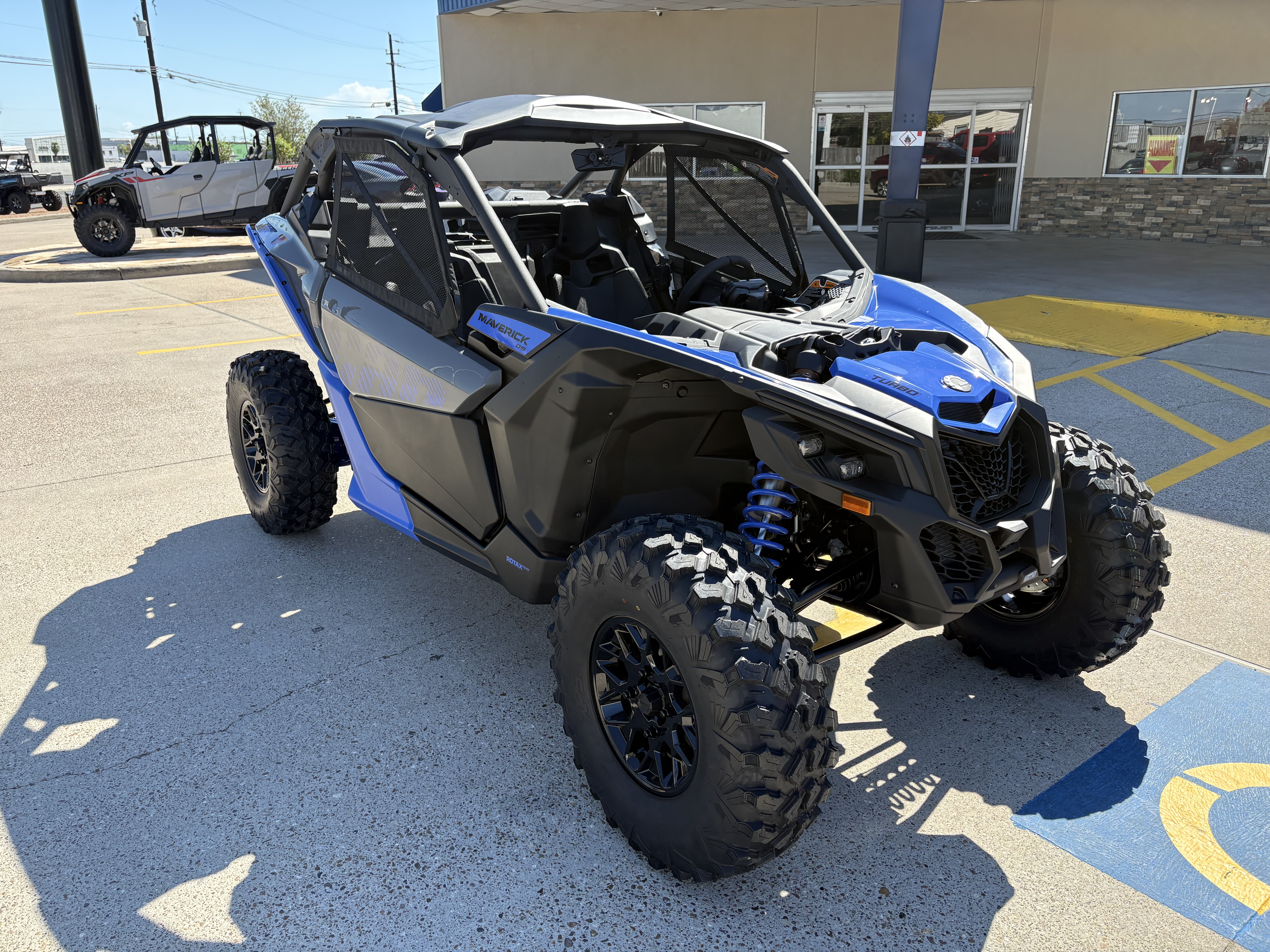 2027 Can-Am Maverick X3 DS Turbo Side x Side