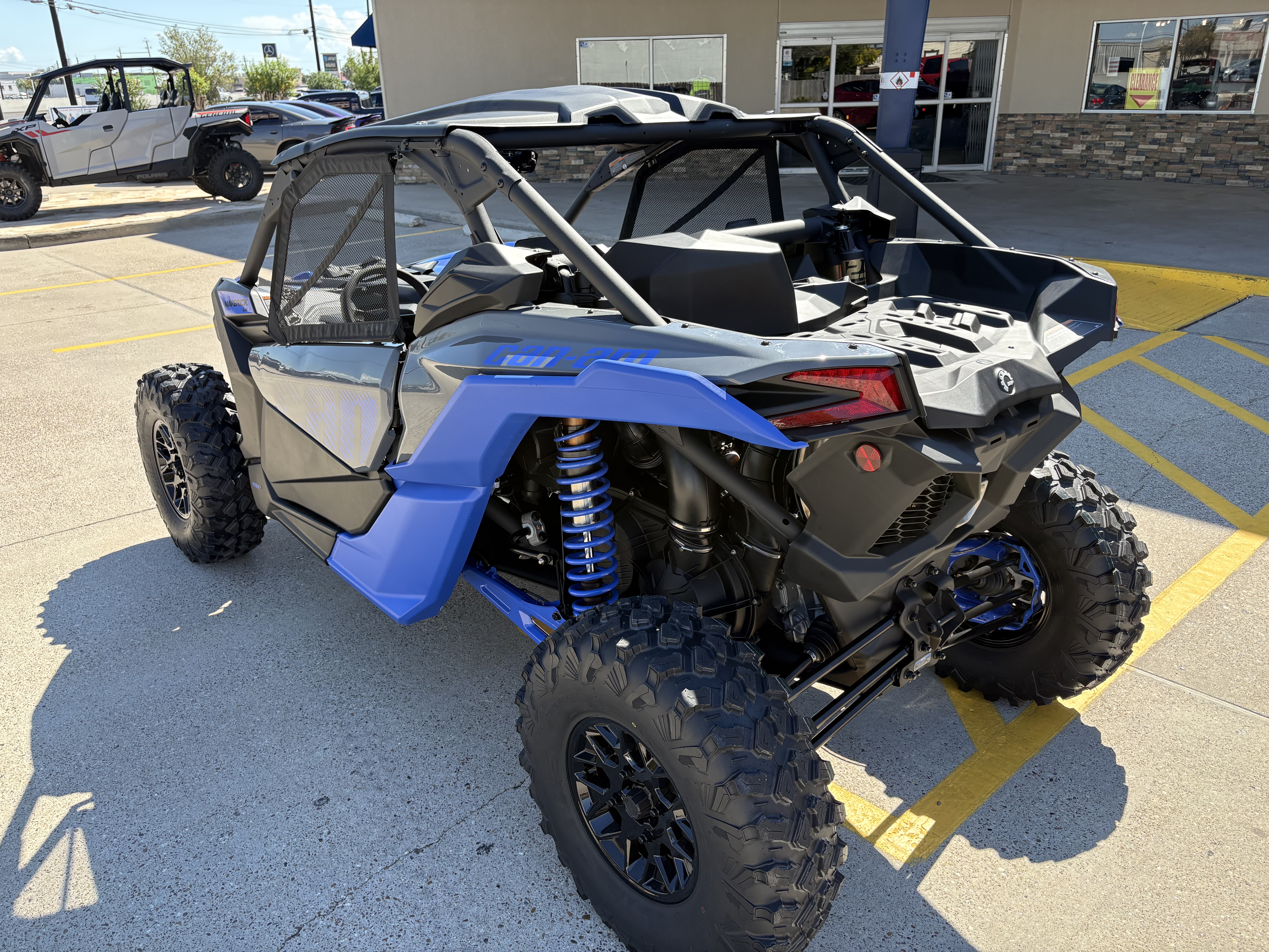 2027 Can-Am Maverick X3 DS Turbo Side x Side