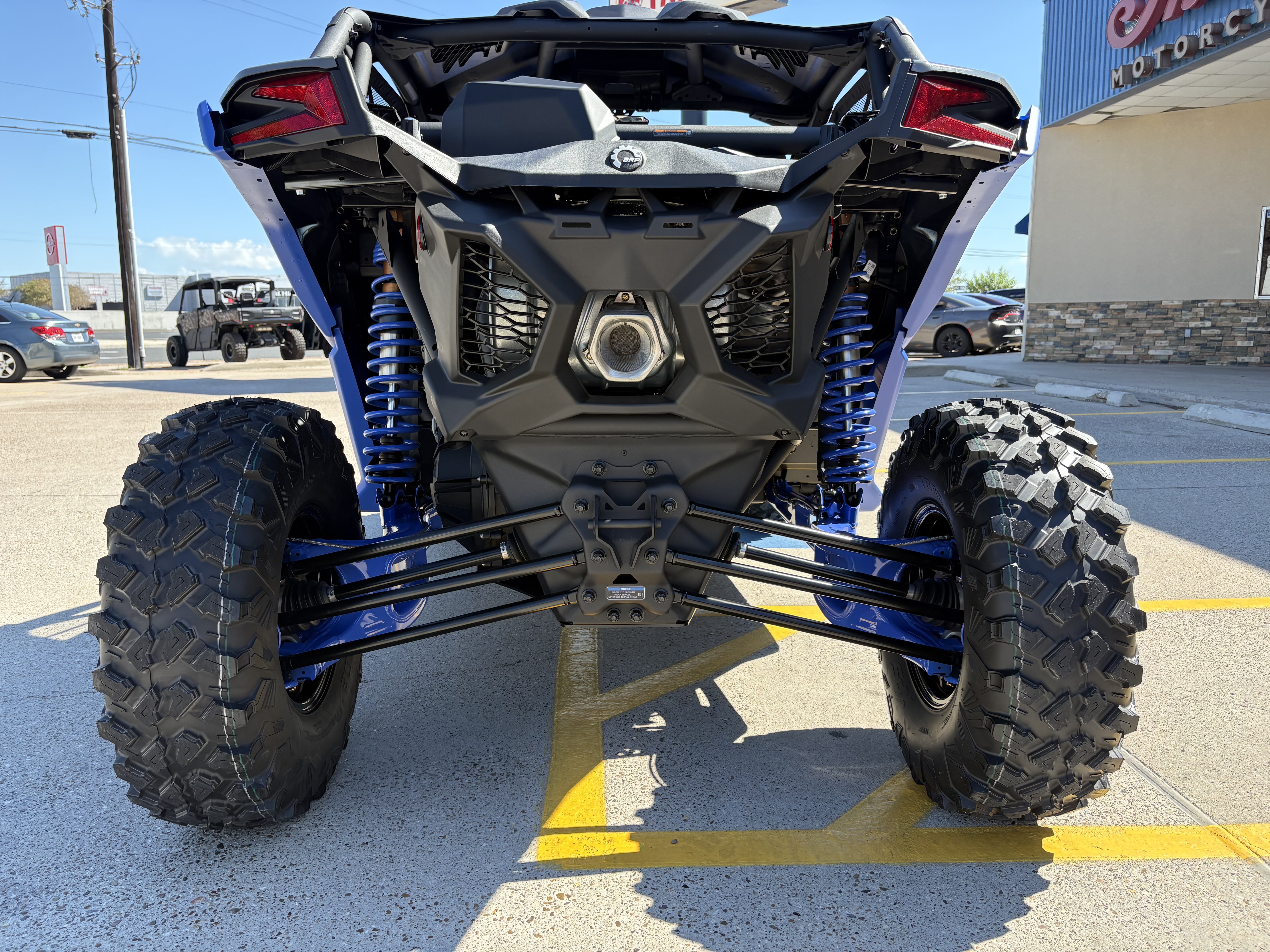 2027 Can-Am Maverick X3 DS Turbo Side x Side