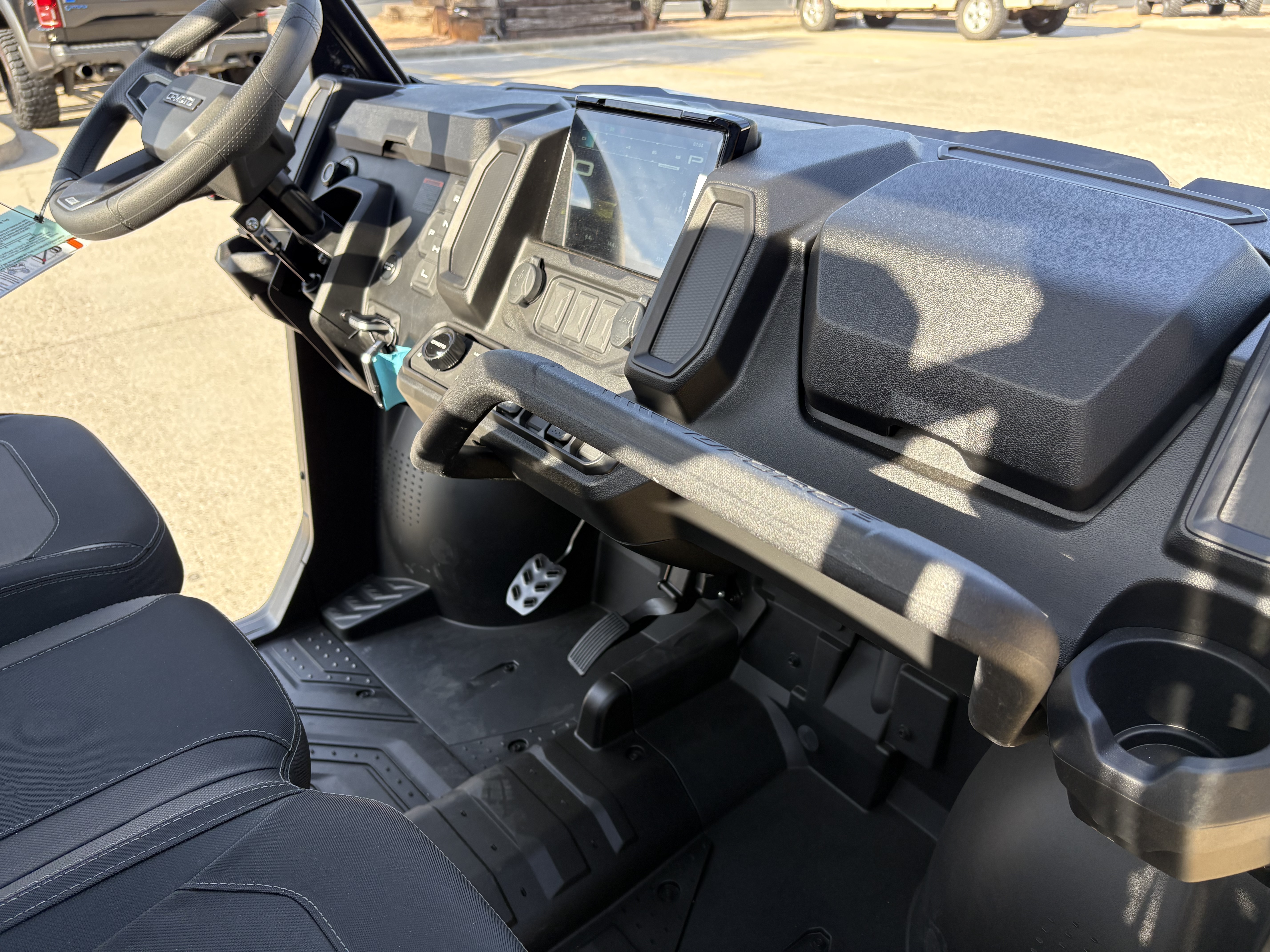 2027 CFMOTO UFORCE U10 EPS UTILITY VEHICLE