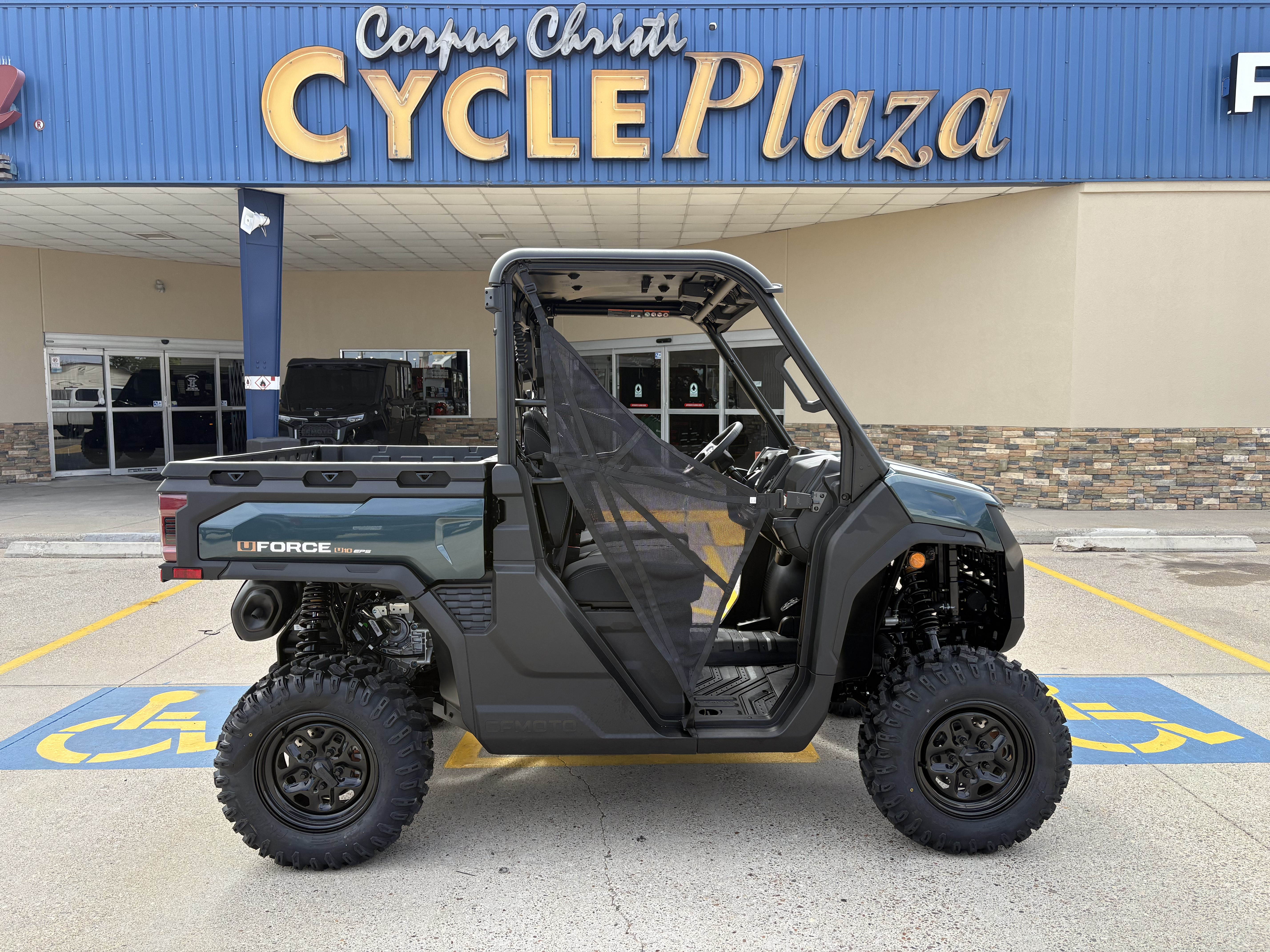 2027 CFMOTO UFORCE U10 EPS UTILITY VEHICLE