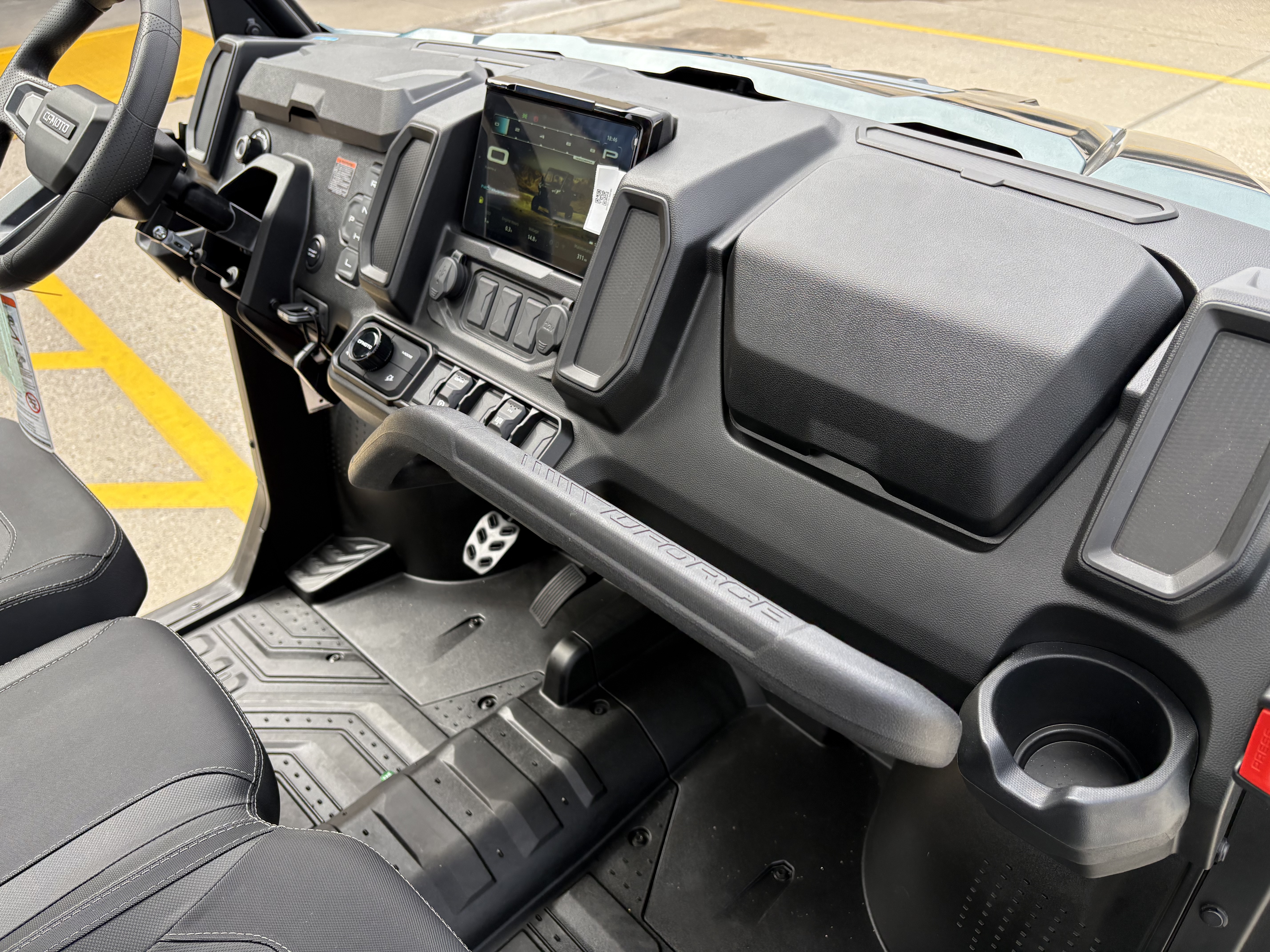 2027 CFMOTO UFORCE U10 EPS UTILITY VEHICLE