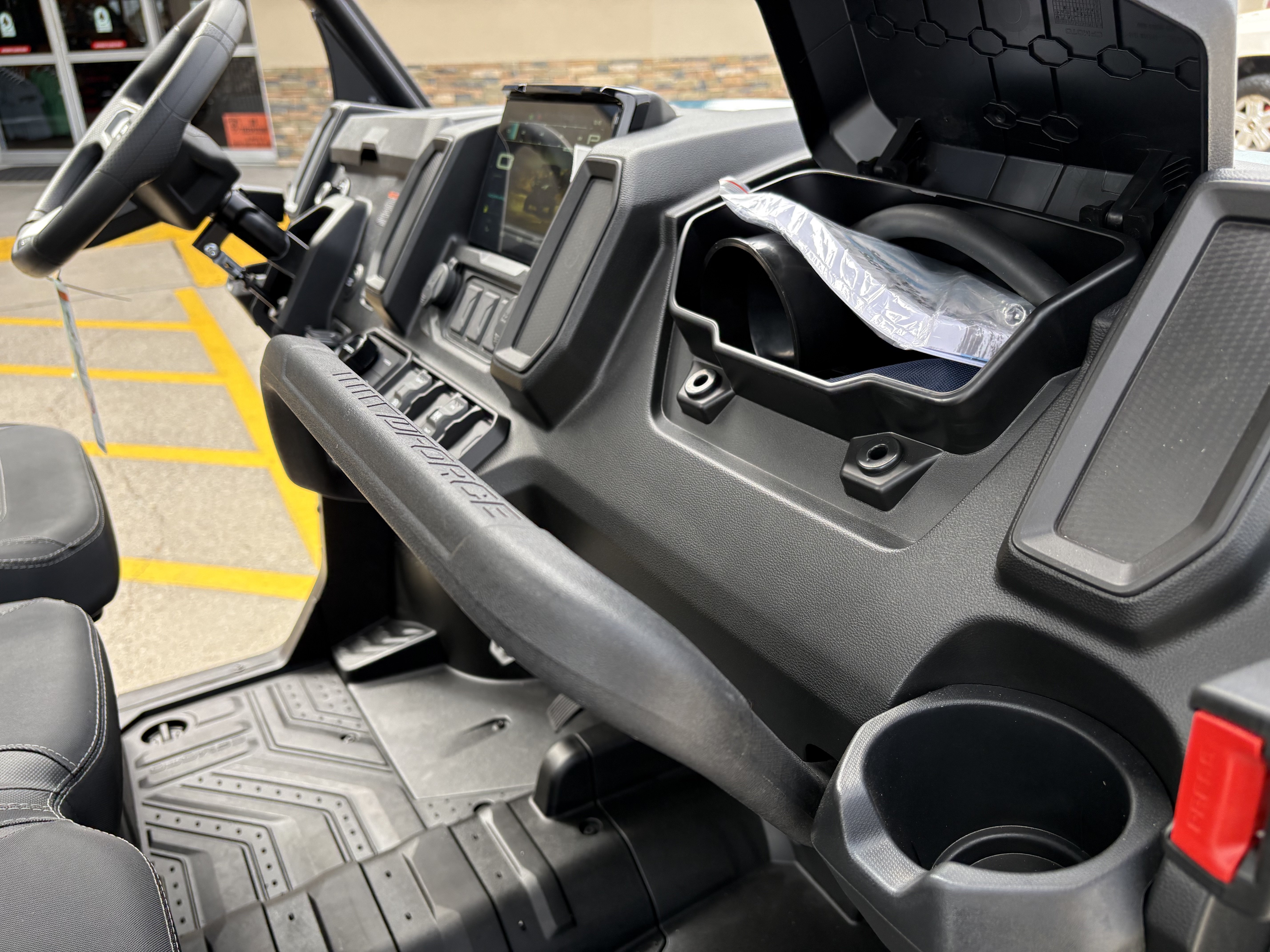 2027 CFMOTO UFORCE U10 EPS UTILITY VEHICLE