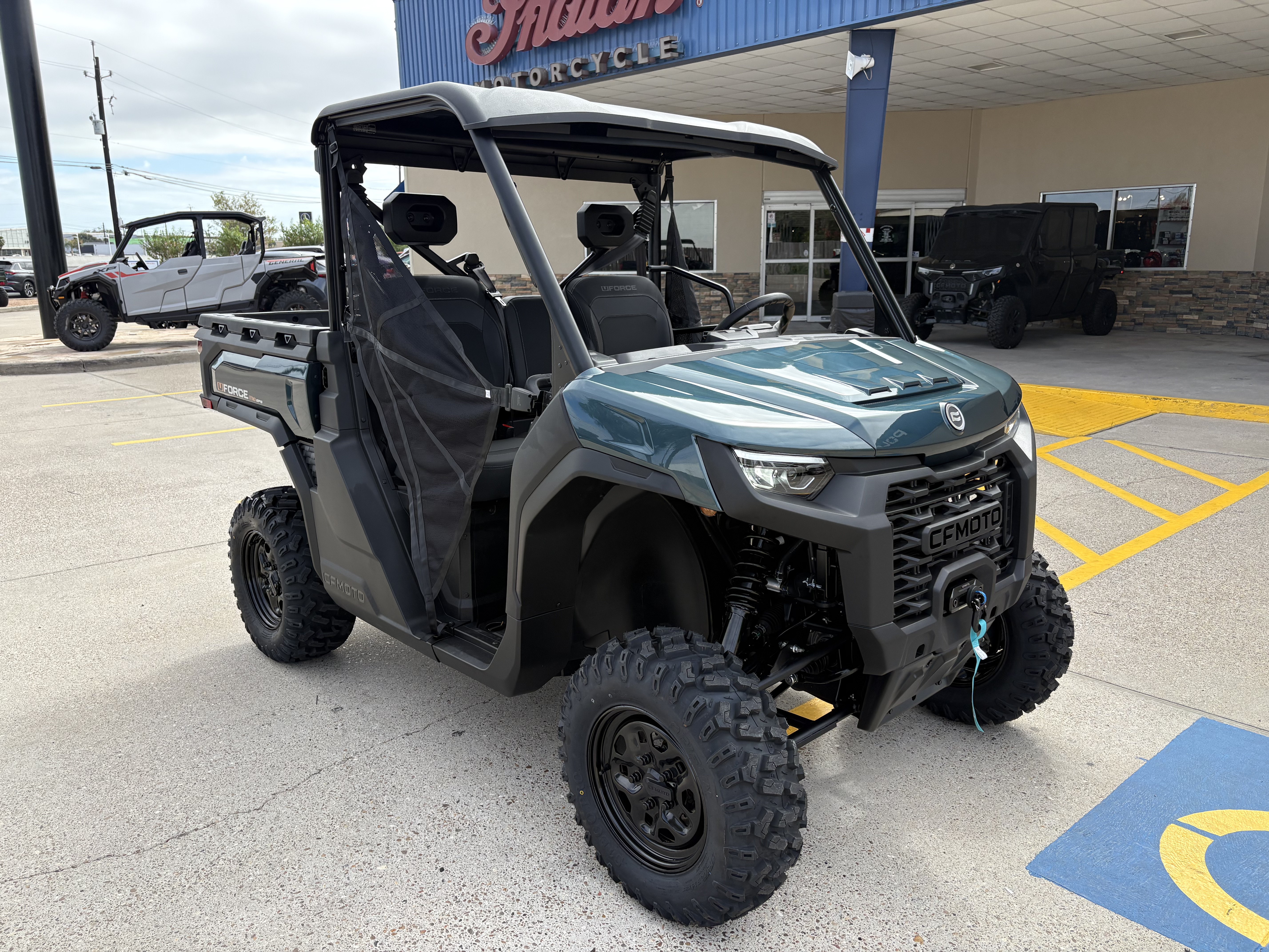 2027 CFMOTO UFORCE U10 EPS UTILITY VEHICLE