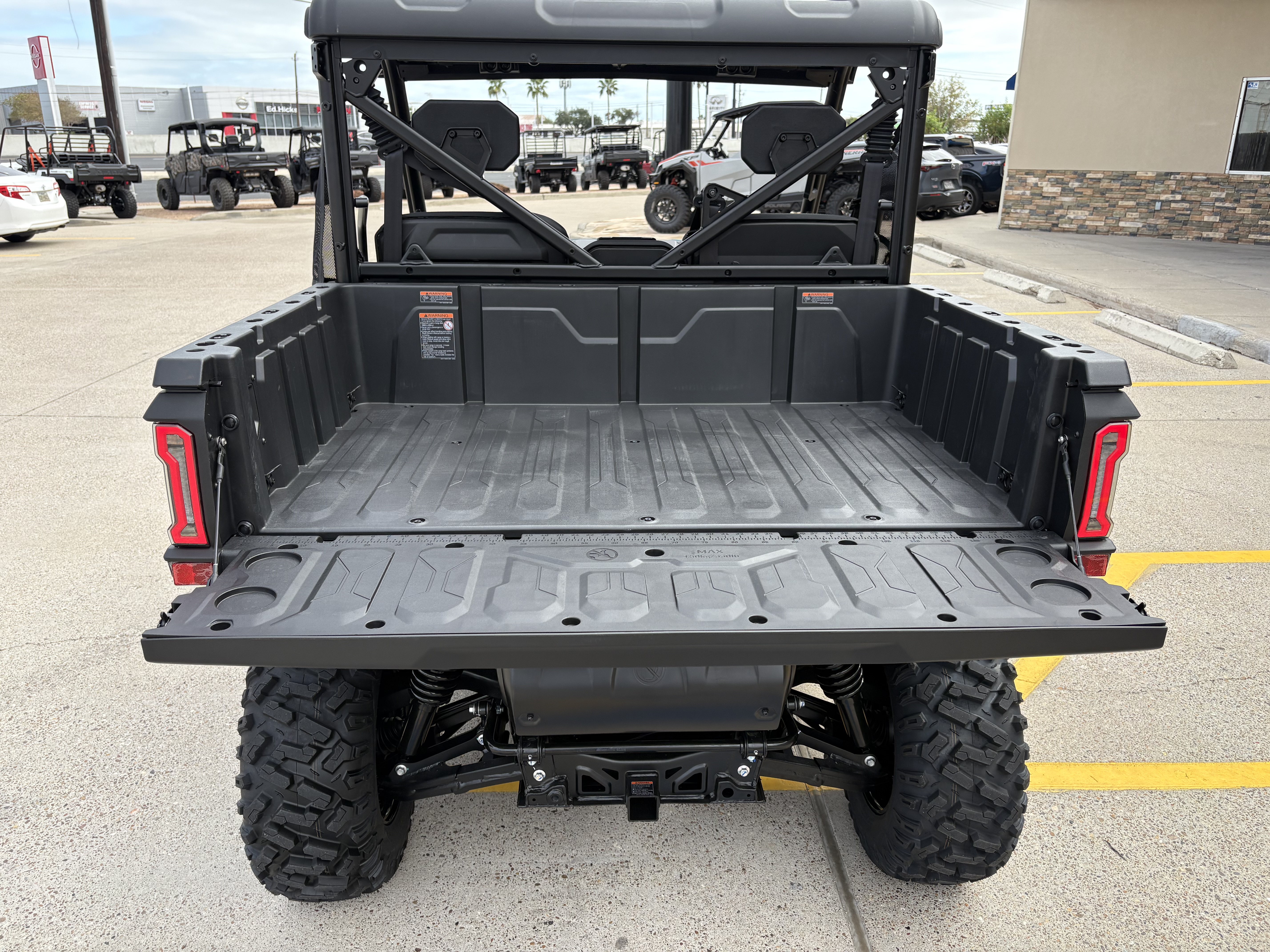 2027 CFMOTO UFORCE U10 EPS UTILITY VEHICLE