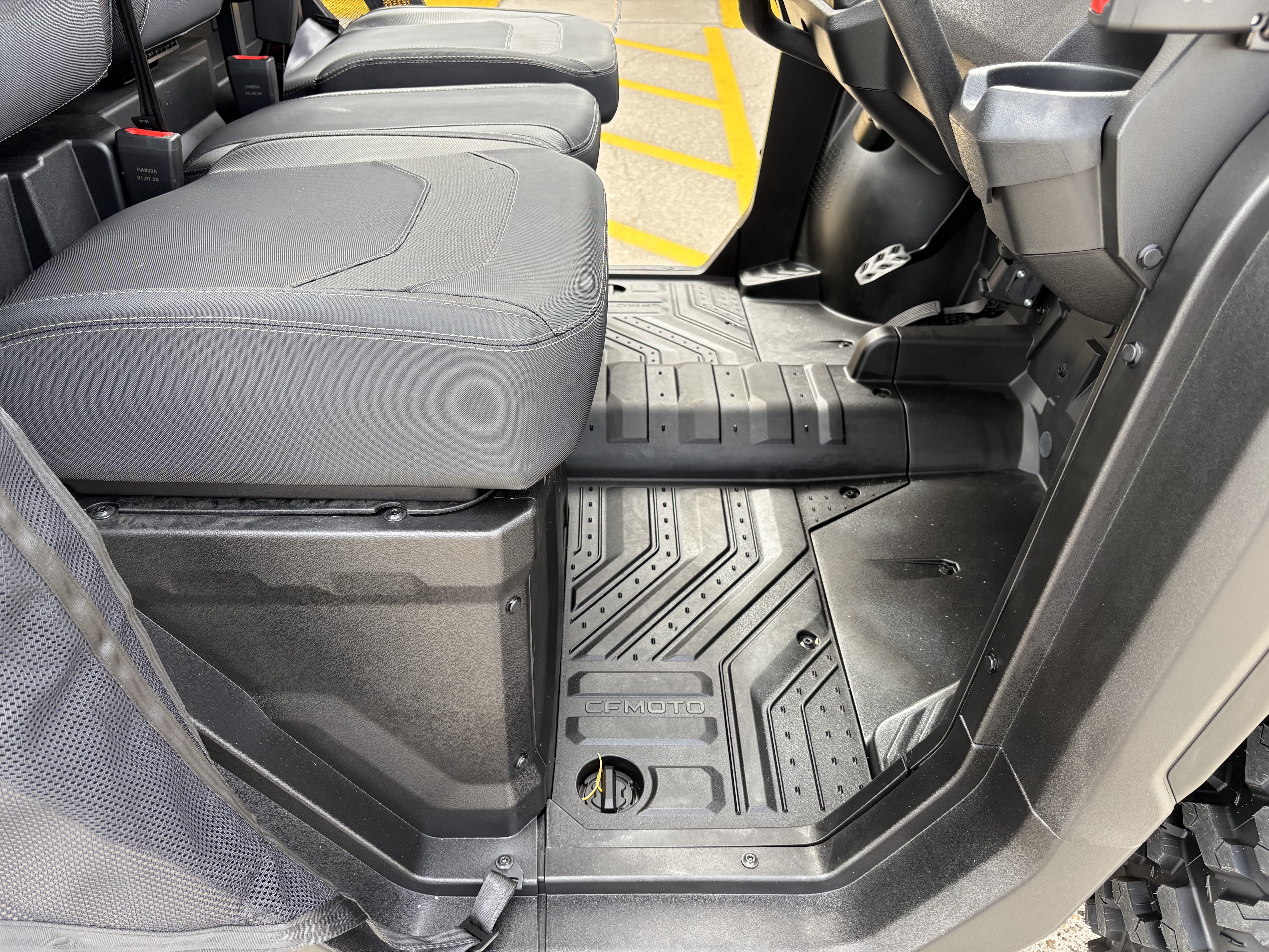 2027 CFMOTO UFORCE U10 EPS UTILITY VEHICLE
