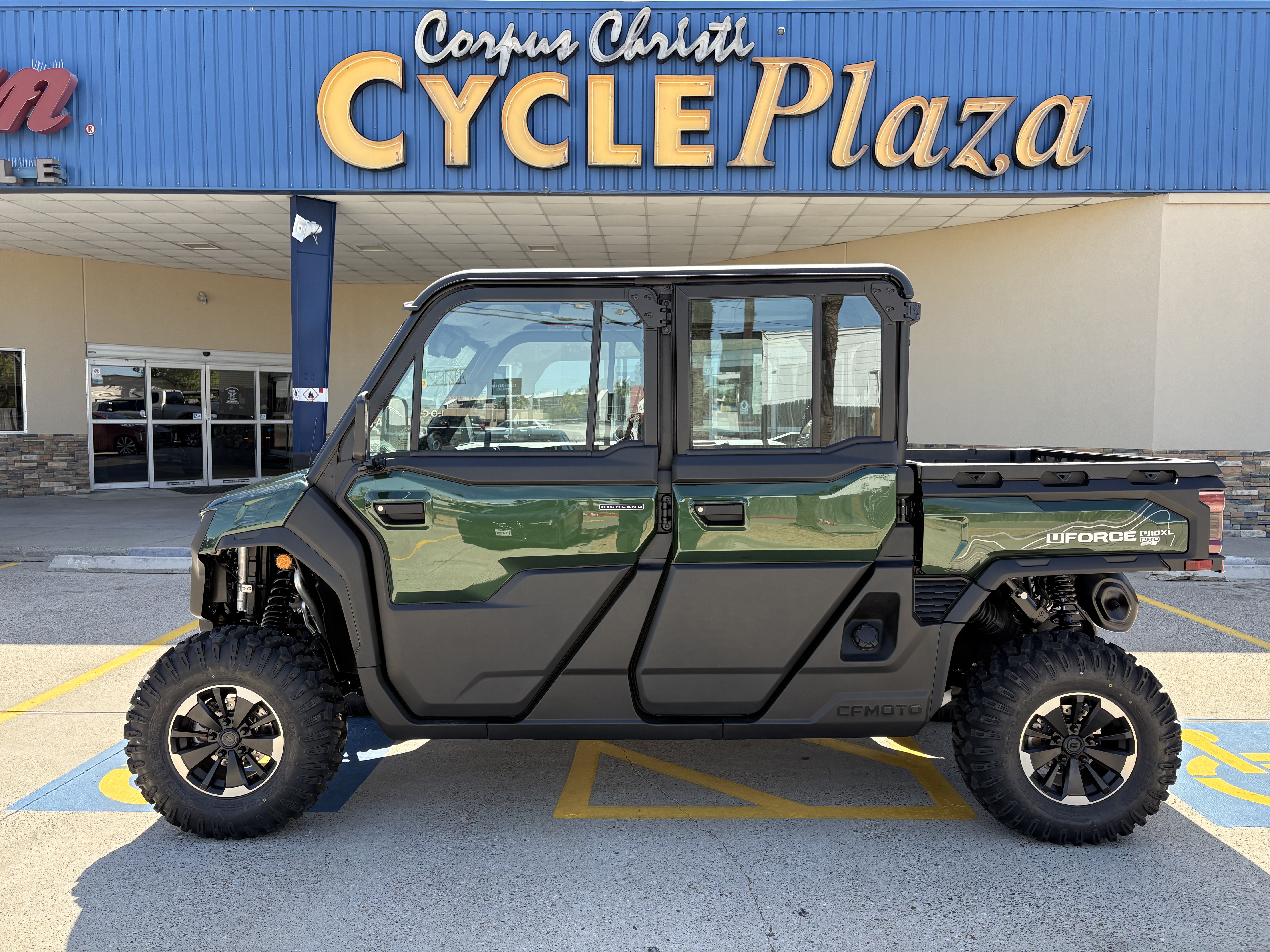 2027 CFMOTO UFORCE U10 XL Pro Highland EPS UTILITY VEHICLE