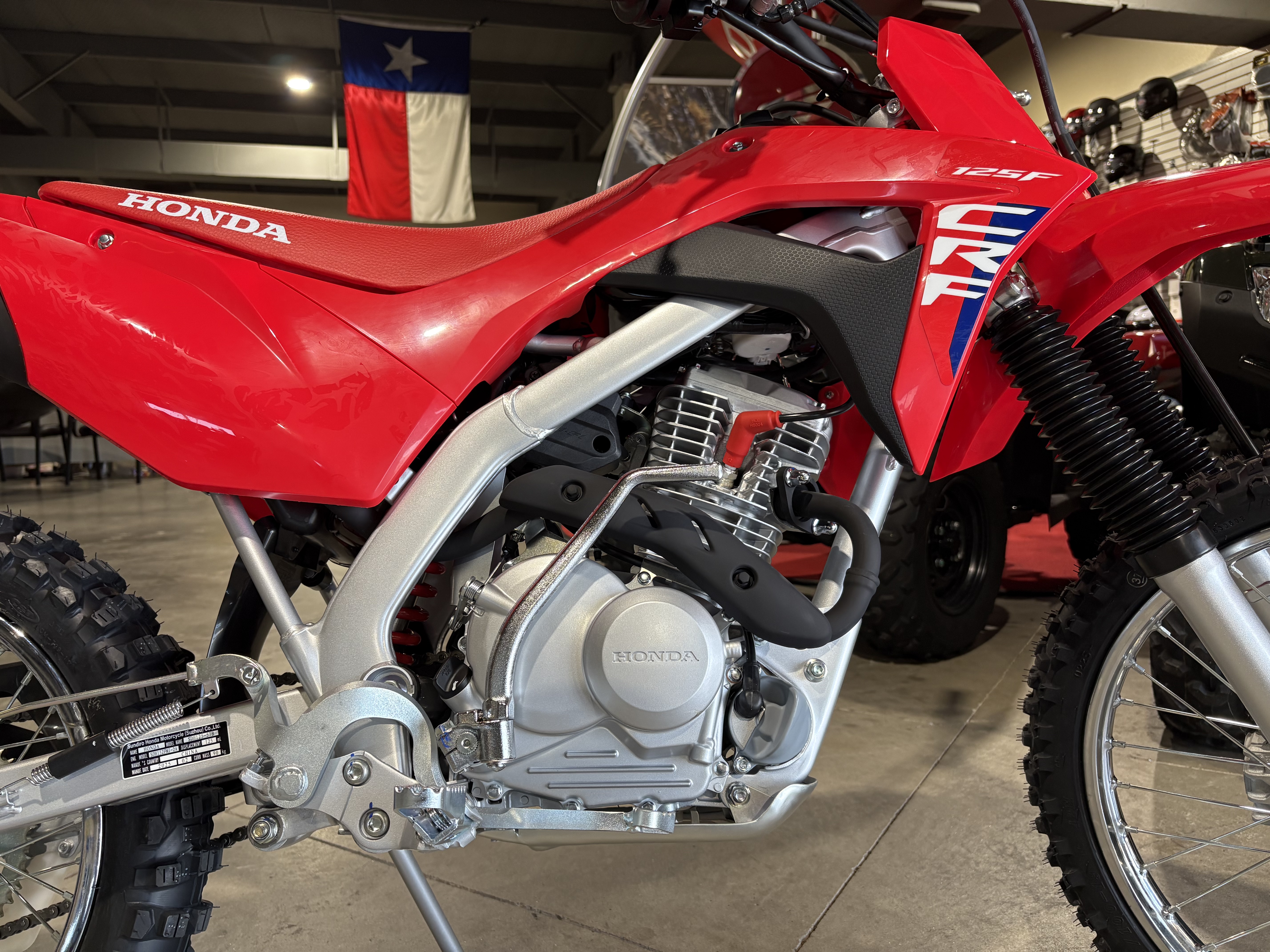 2027 HONDA CRF125F Big Wheel DIRT BIKE