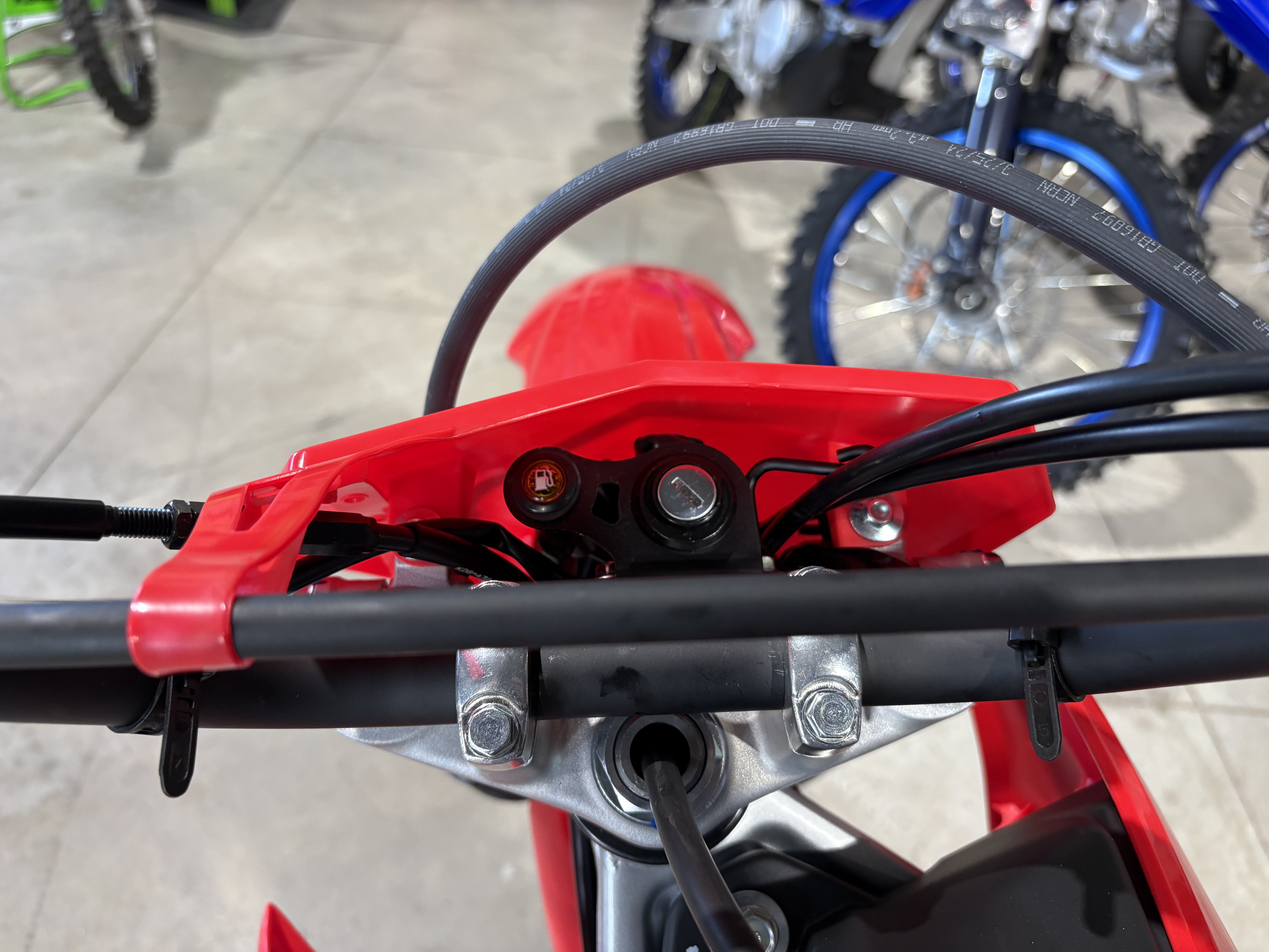 2027 HONDA CRF125F Big Wheel DIRT BIKE