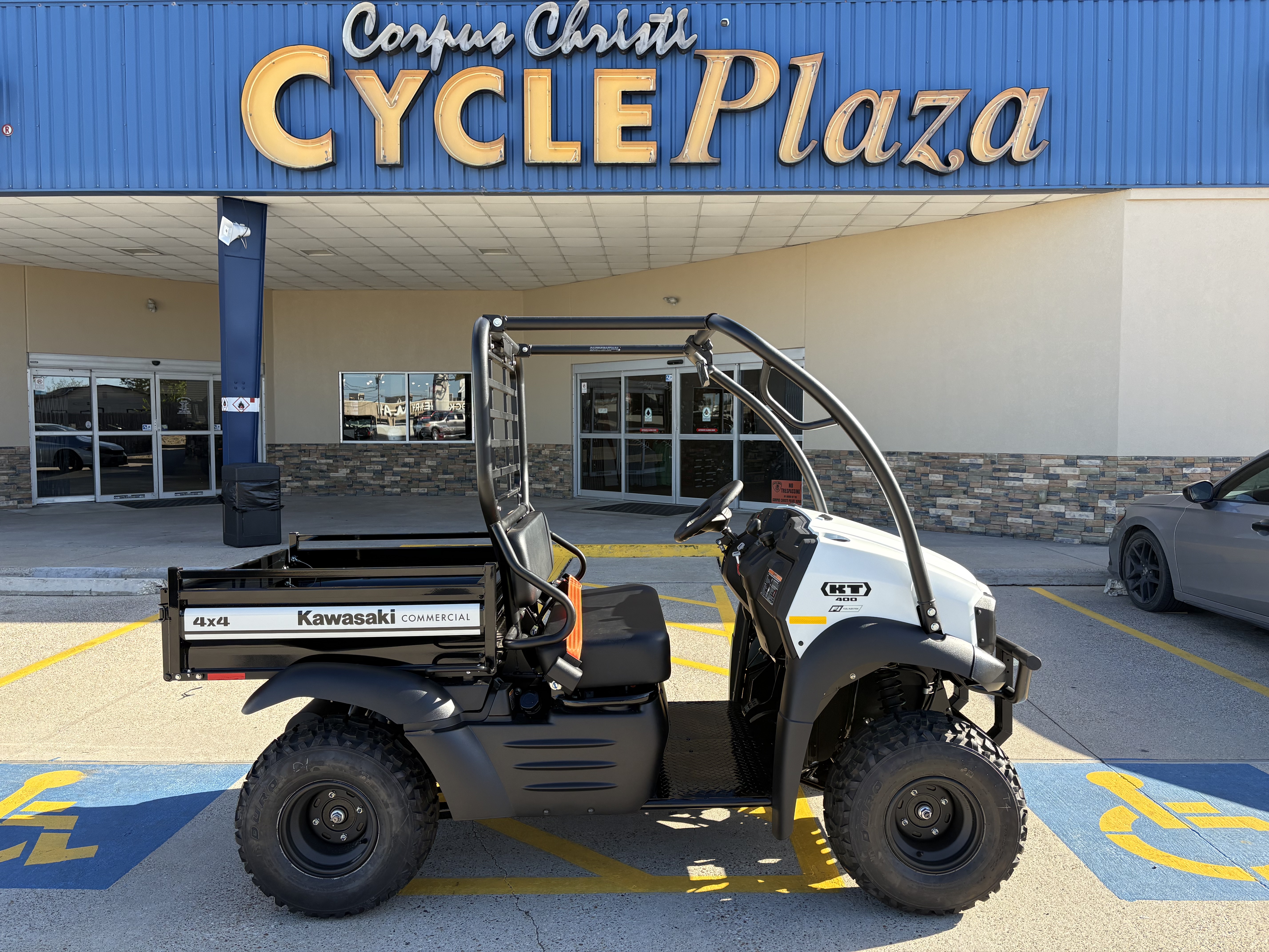 2027 Kawasaki Commercial KT400 4X4 UTILITY VEHICLE