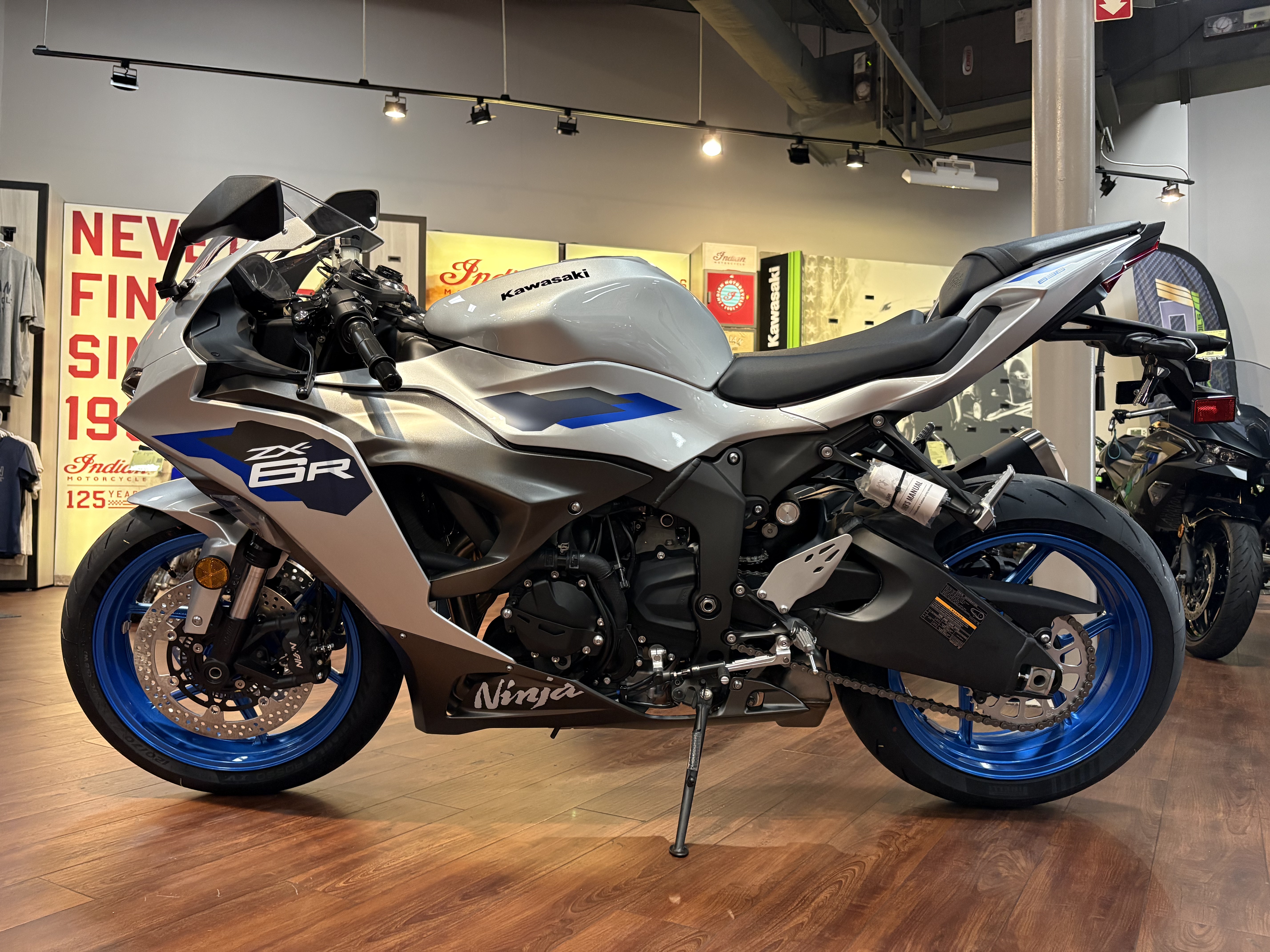 2027 Kawasaki NINJA ZX-6R ABS SPORT BIKE