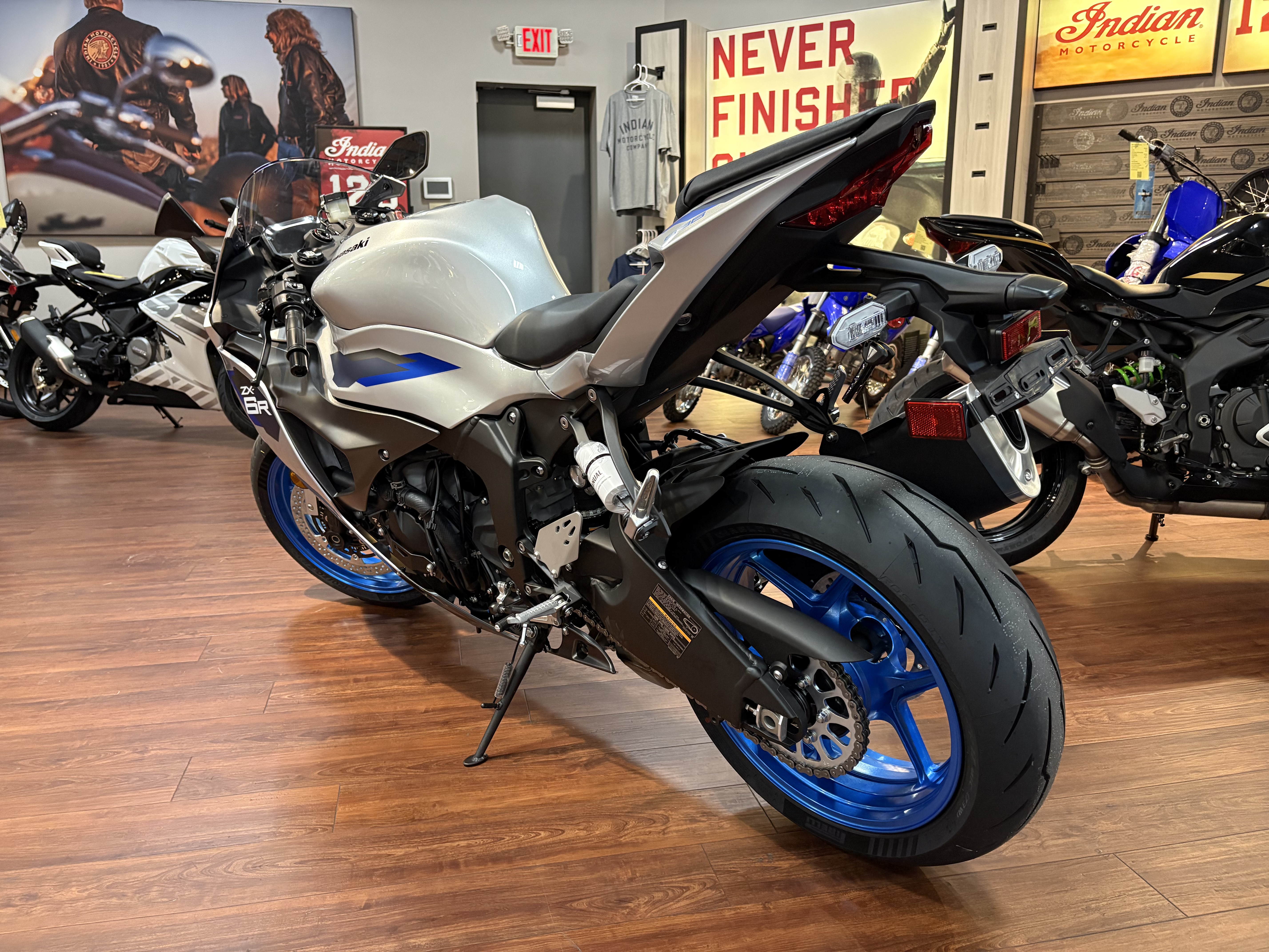 2027 Kawasaki NINJA ZX-6R ABS SPORT BIKE