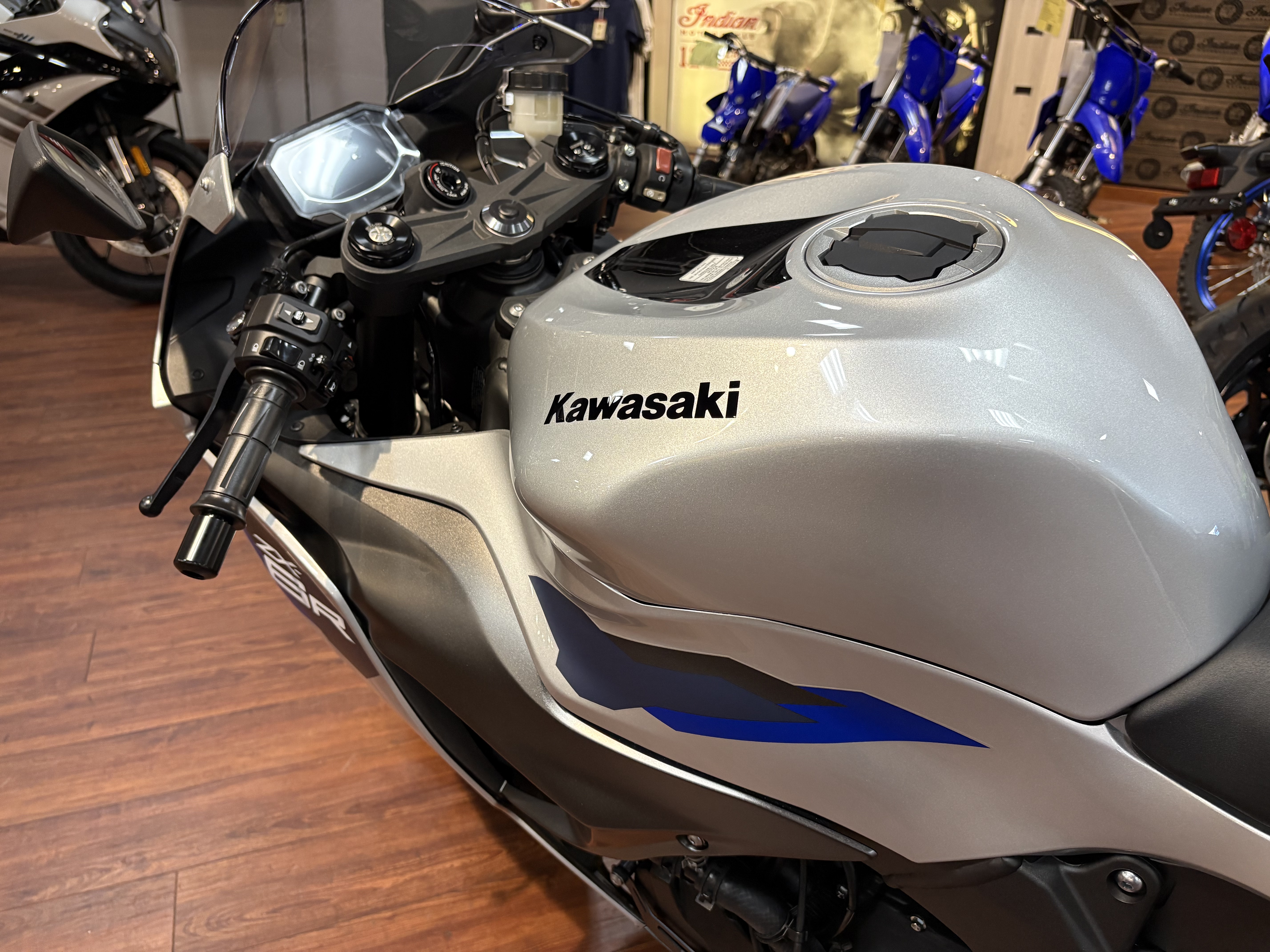 2027 Kawasaki NINJA ZX-6R ABS SPORT BIKE