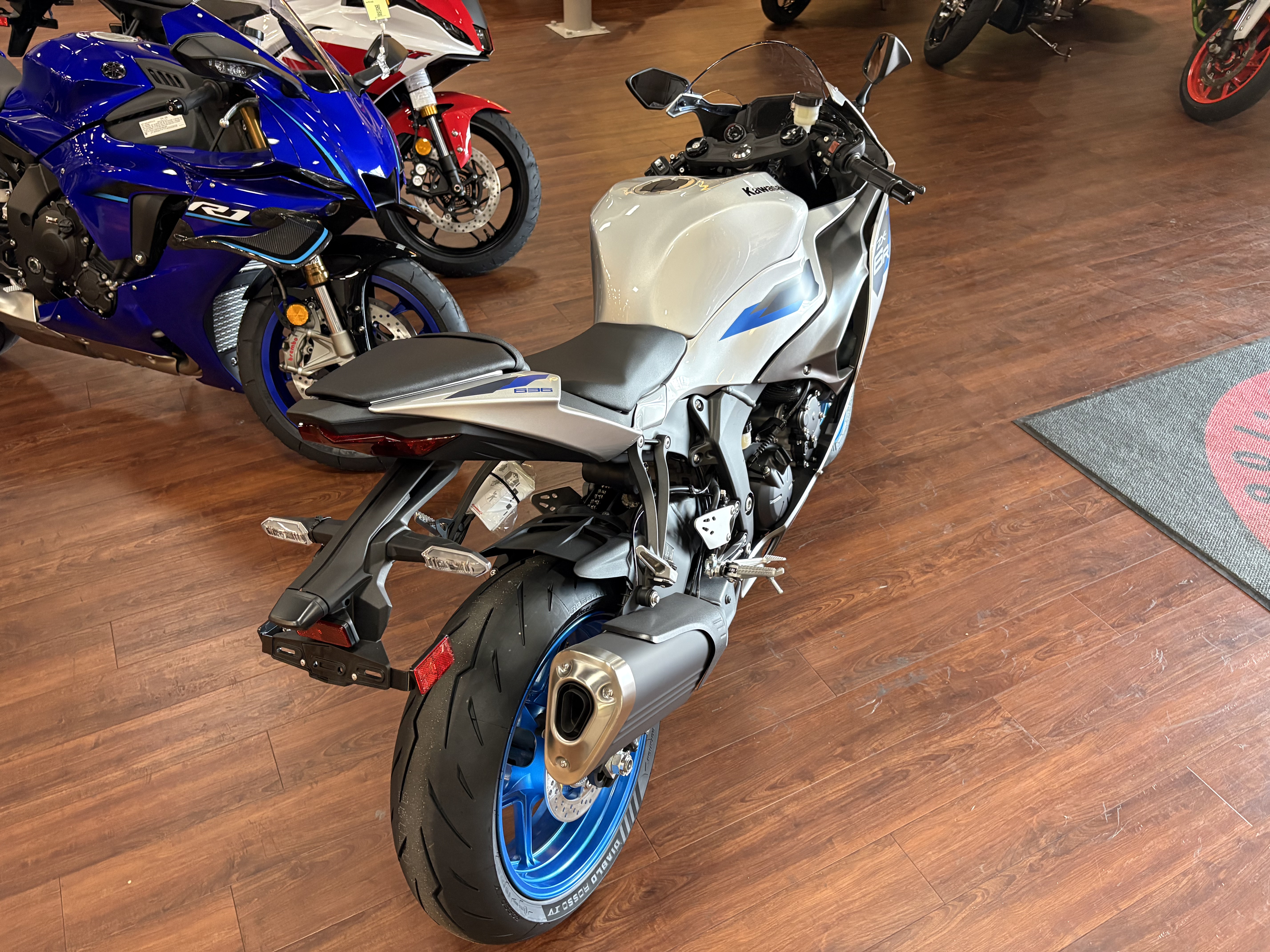 2027 Kawasaki NINJA ZX-6R ABS SPORT BIKE