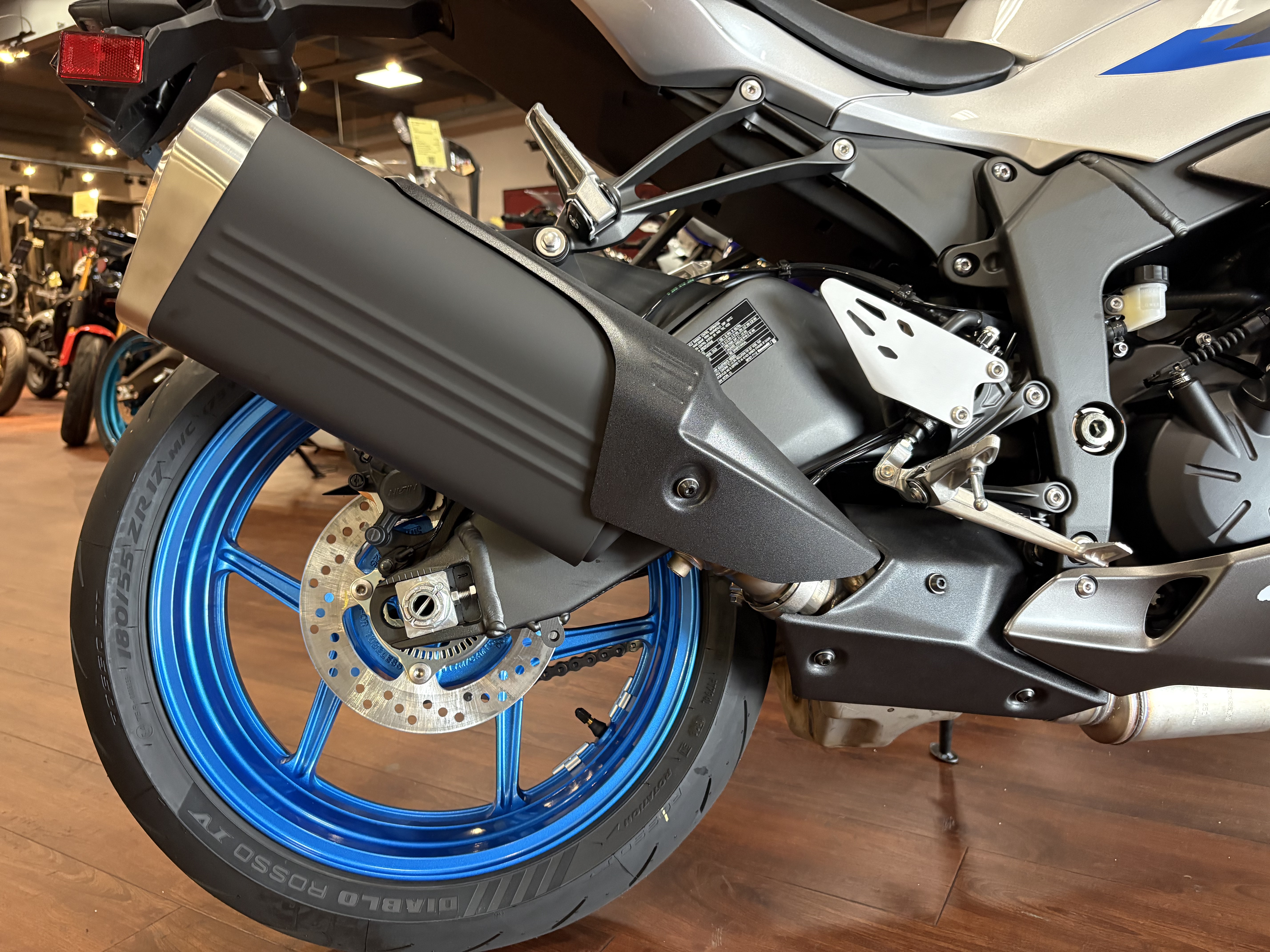 2027 Kawasaki NINJA ZX-6R ABS SPORT BIKE