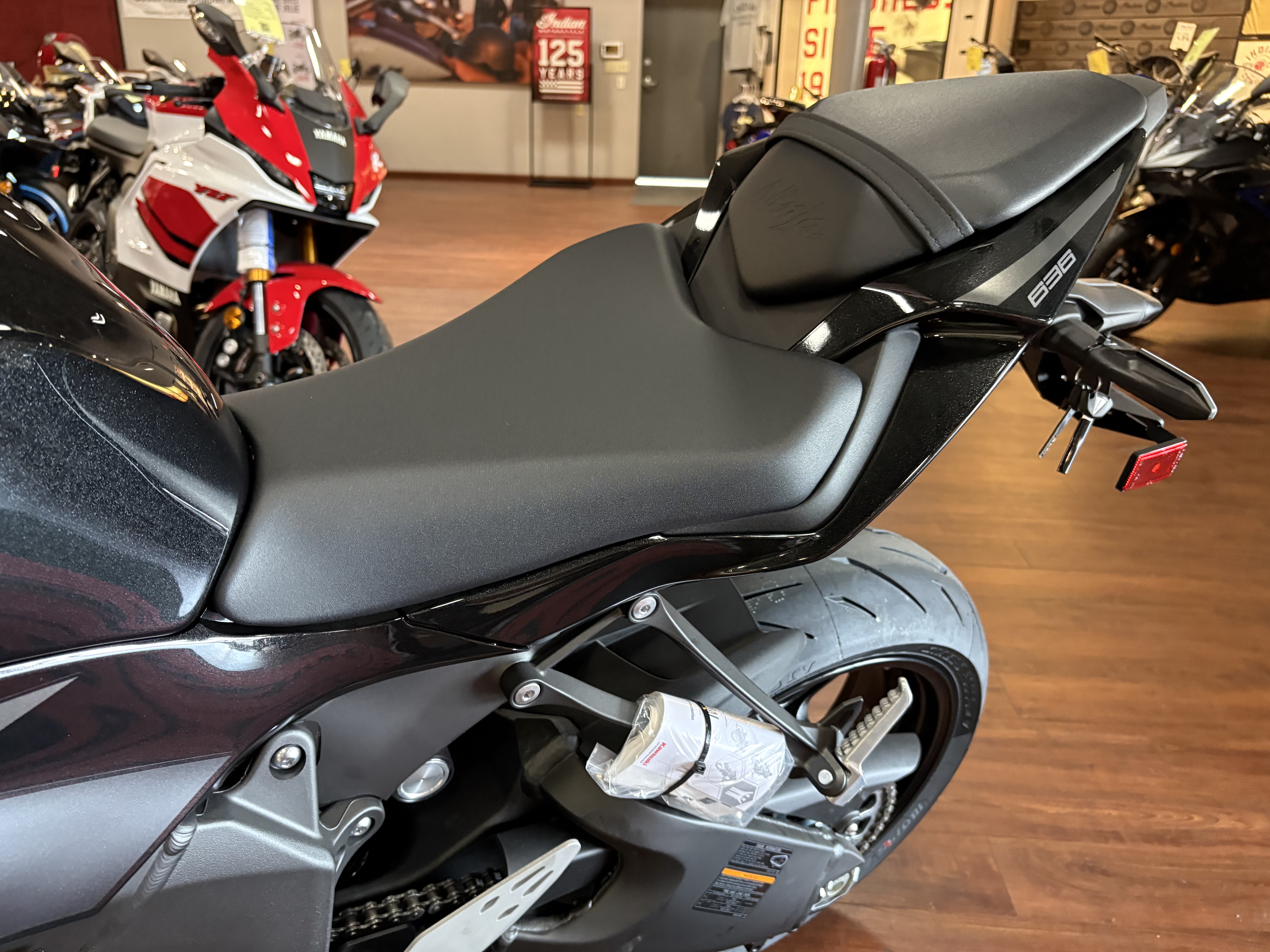 2027 Kawasaki NINJA ZX-6R NON-ABS SPORT BIKE