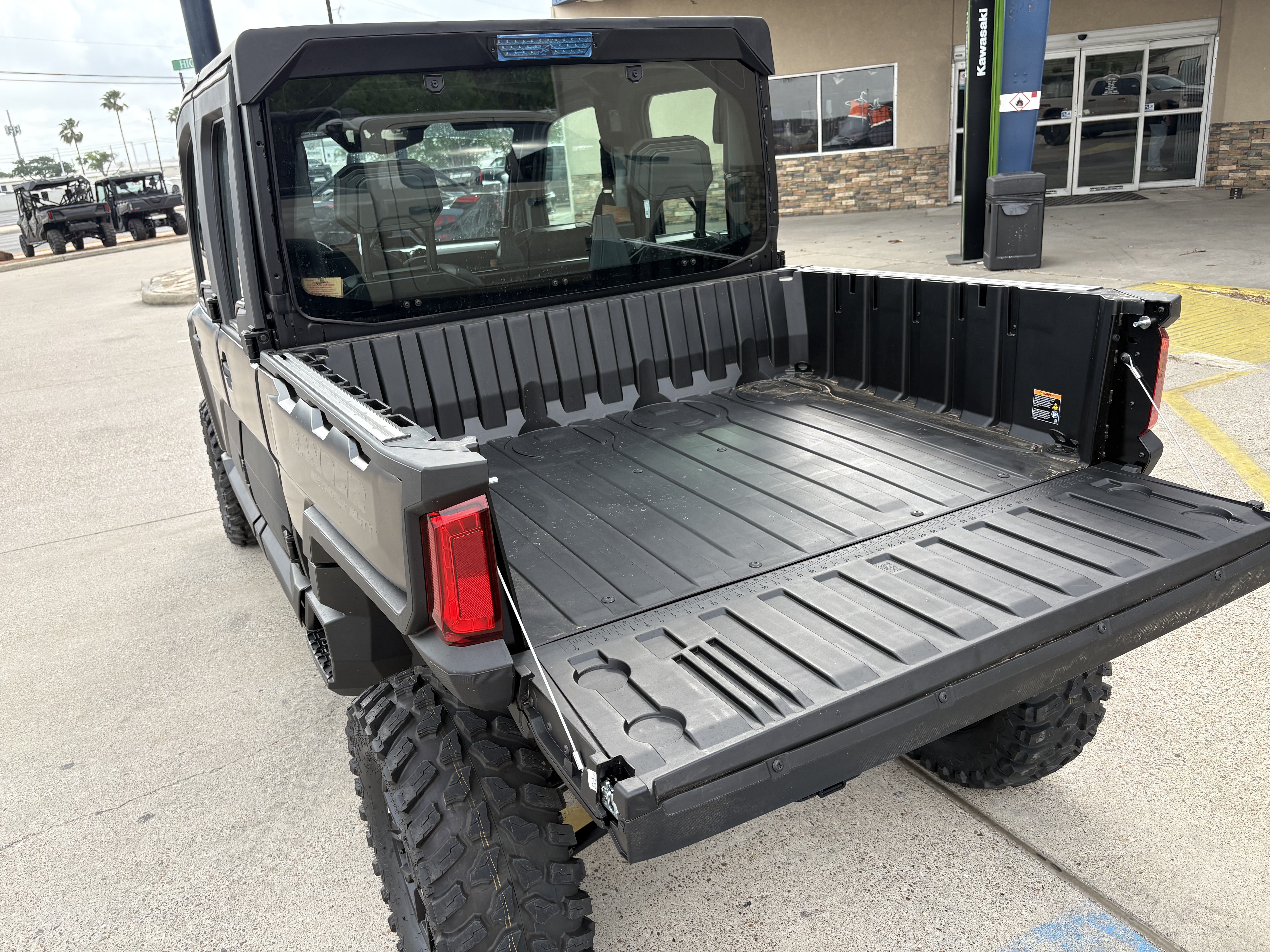 2027 Polaris RANGER CREW XD 1500 Northstar Ultimate UTV