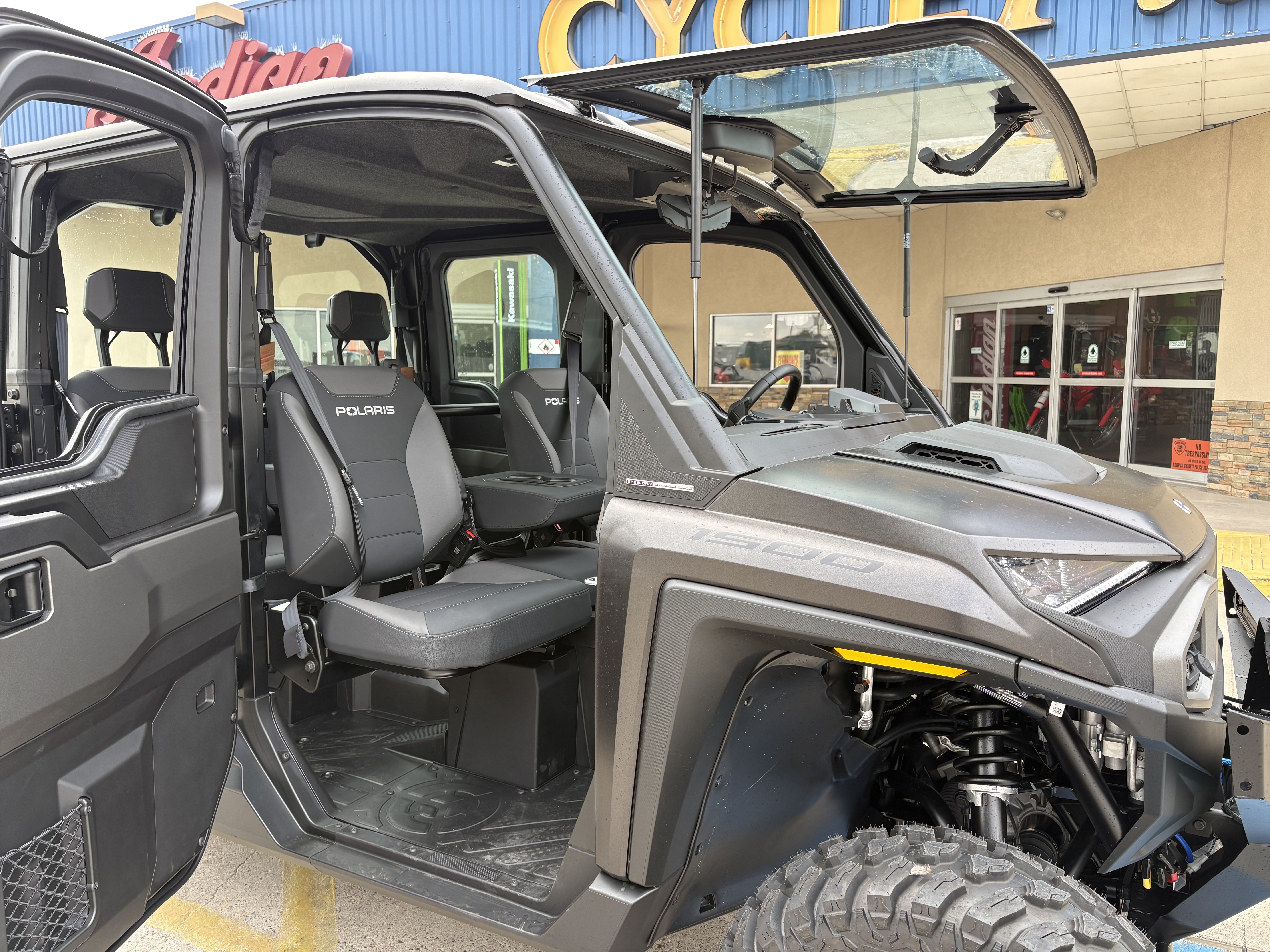 2027 Polaris RANGER CREW XD 1500 Northstar Ultimate UTV