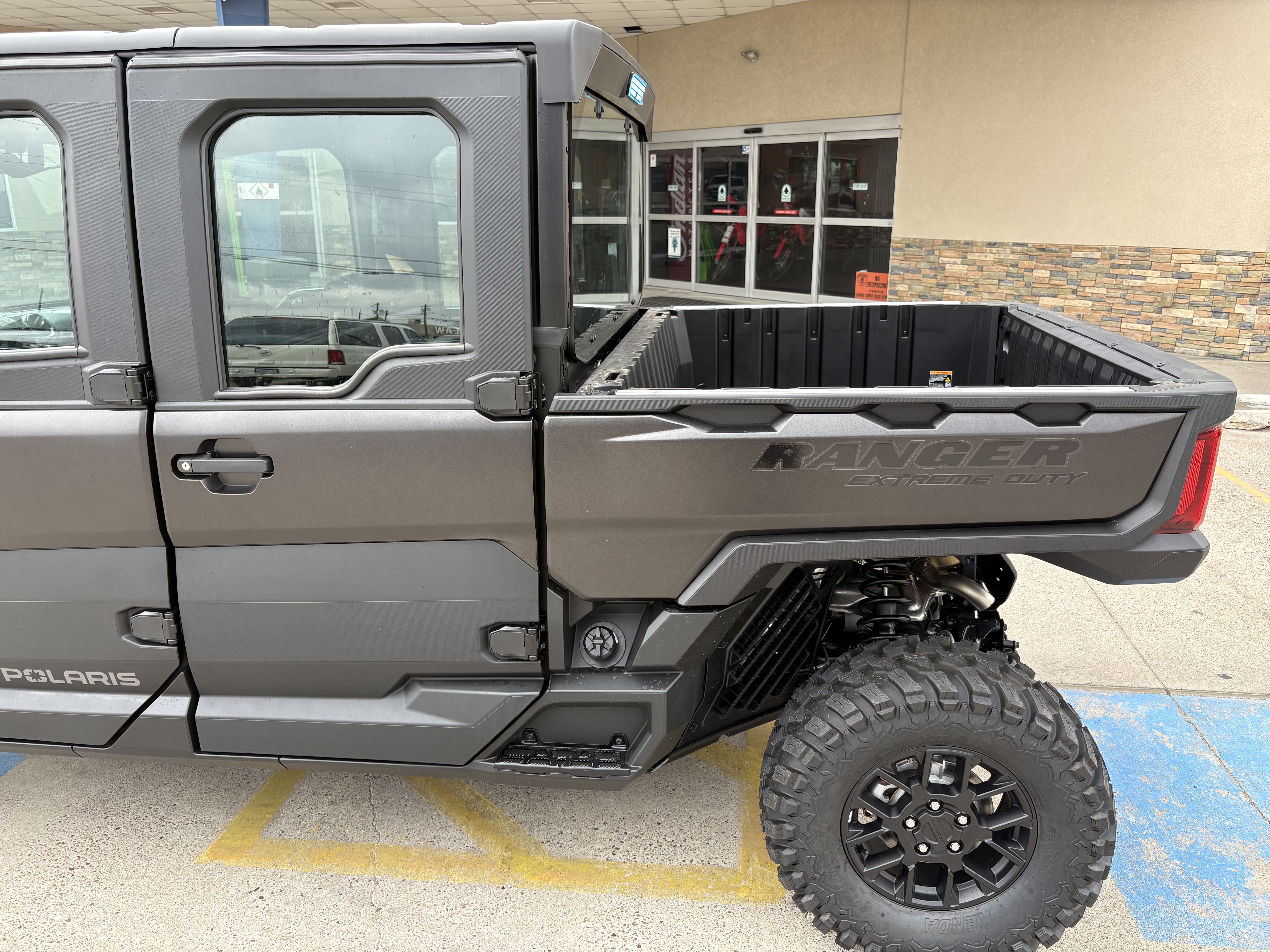 2027 Polaris RANGER CREW XD 1500 Northstar Ultimate UTV