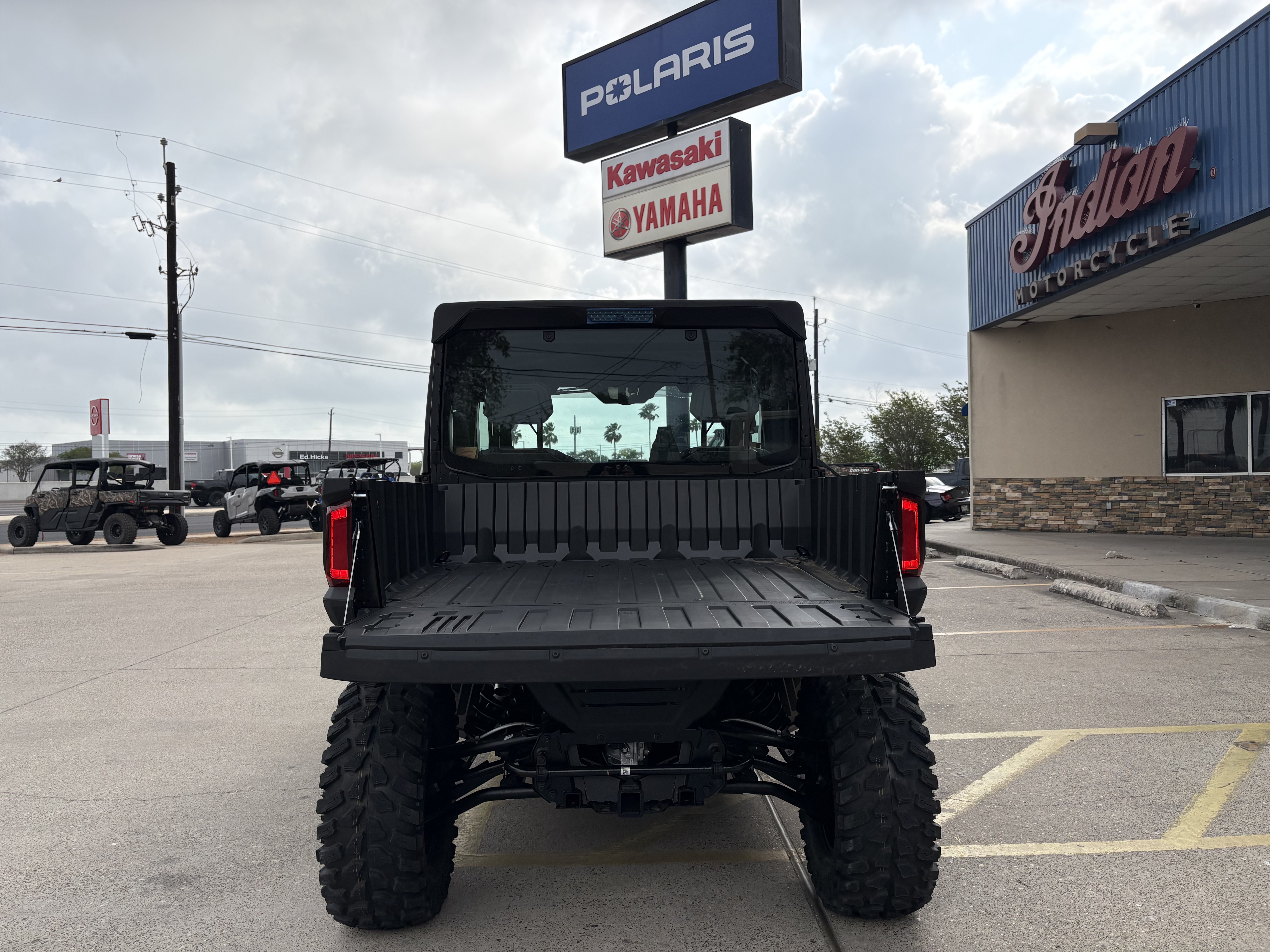 2027 Polaris RANGER CREW XD 1500 Northstar Ultimate UTV