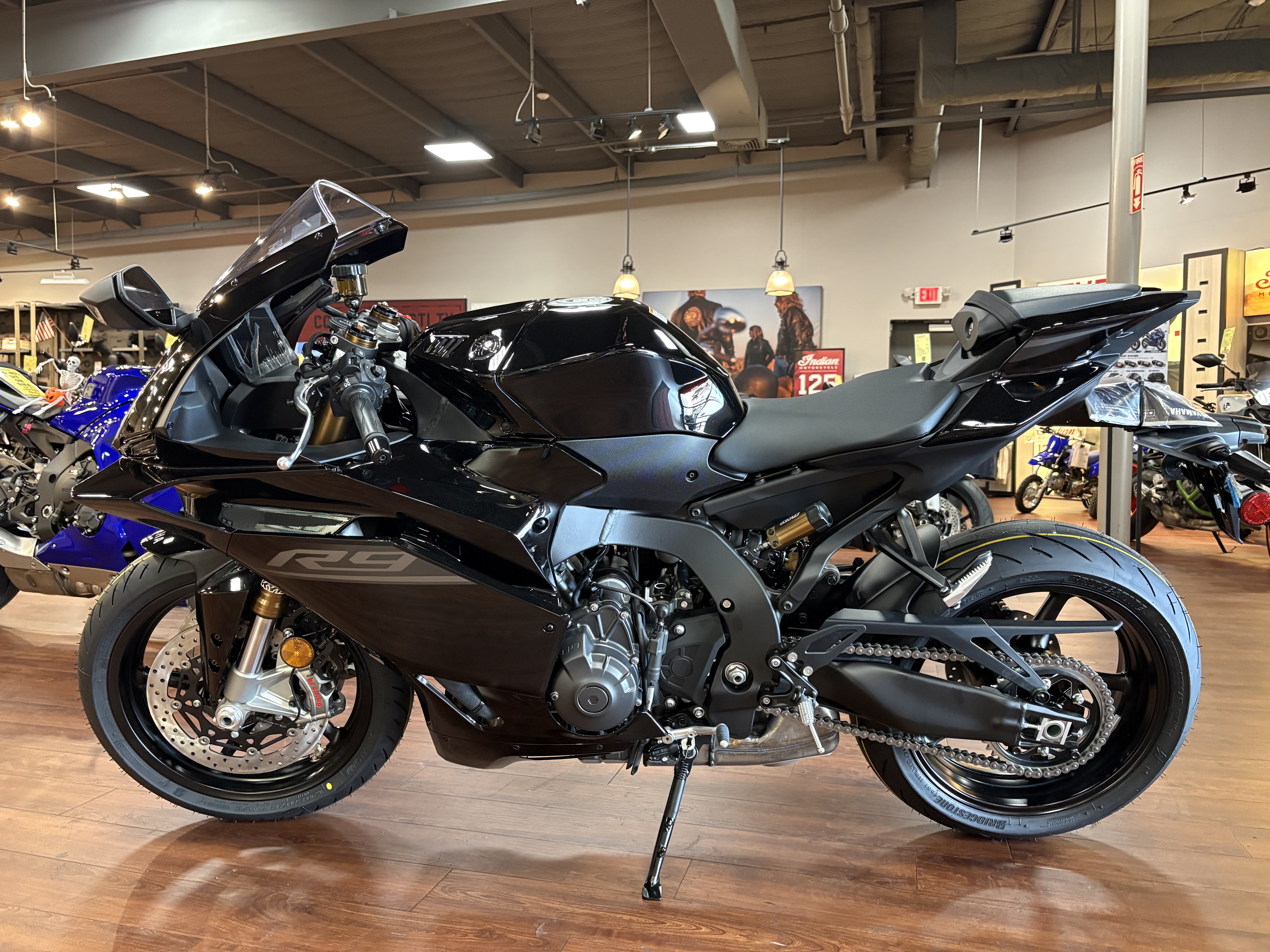 2027 Yamaha YZF-R9 SPORT BIKE