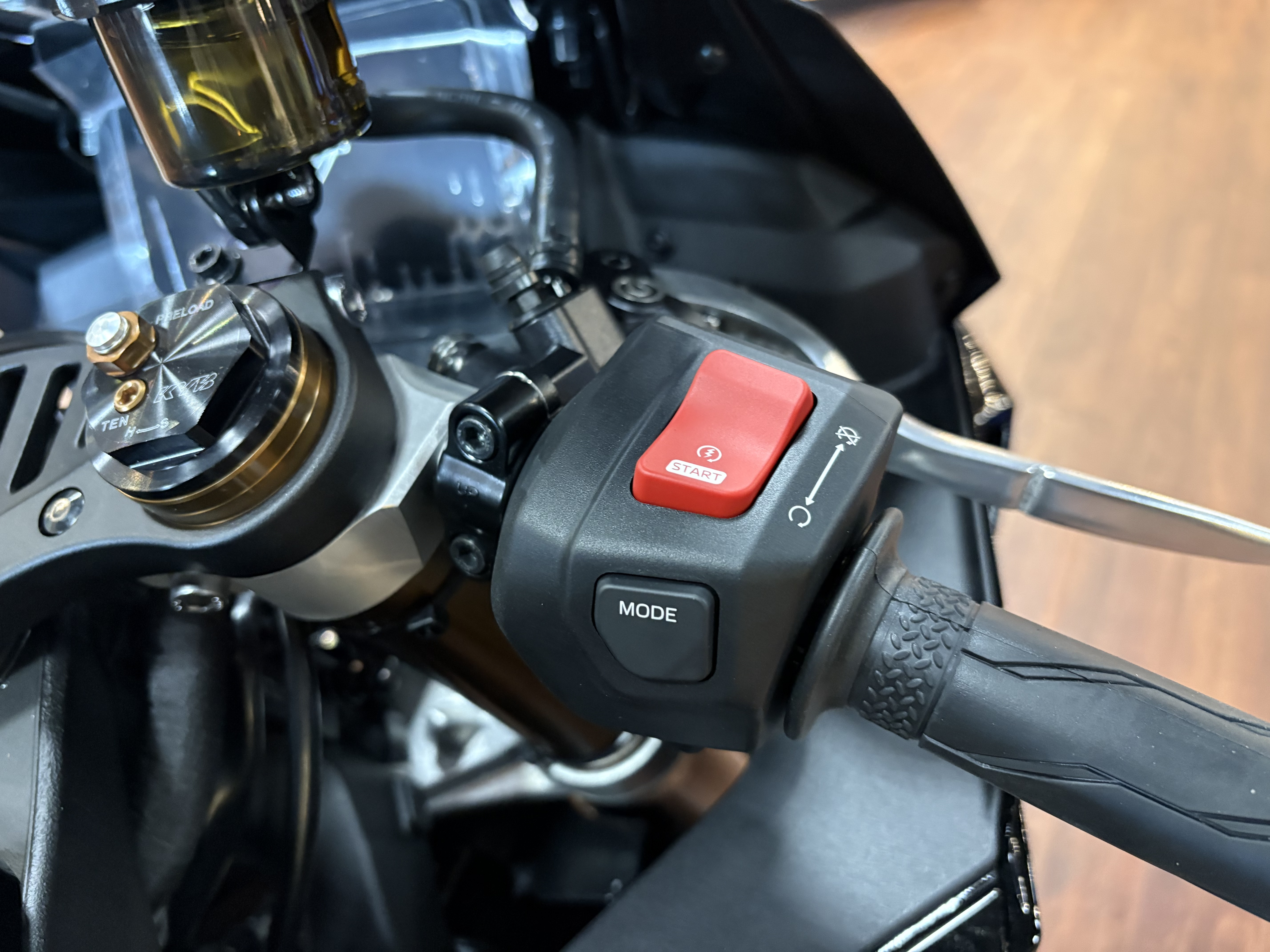 2027 Yamaha YZF-R9 SPORT BIKE