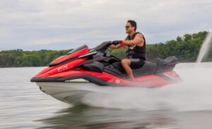 Read more about the article Sea-Doo vs. Yamaha WaveRunner