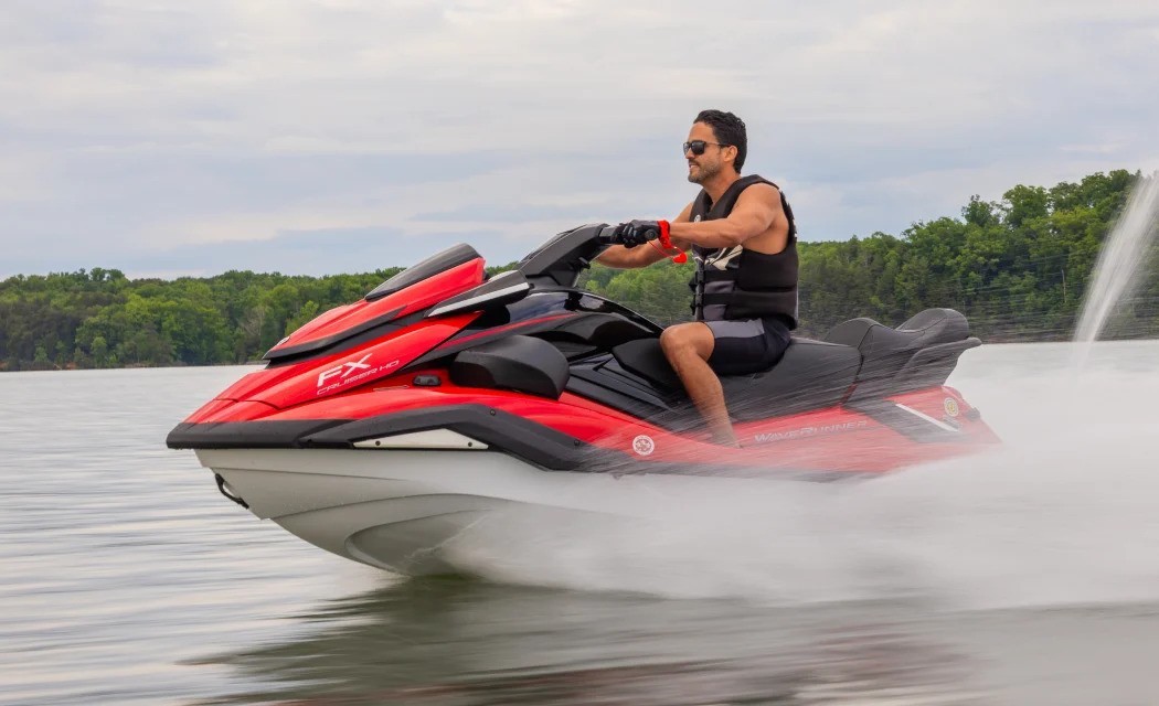 You are currently viewing Sea-Doo vs. Yamaha WaveRunner
